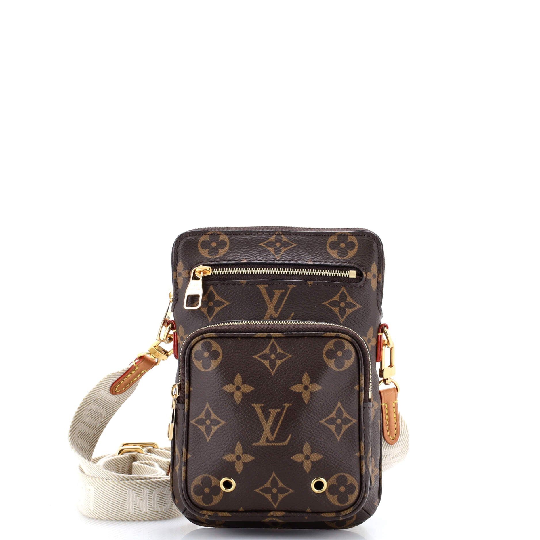 Louis Vuitton Utility Phone Sleeve Bag Size ONE SIZE - 1 Thumbnail