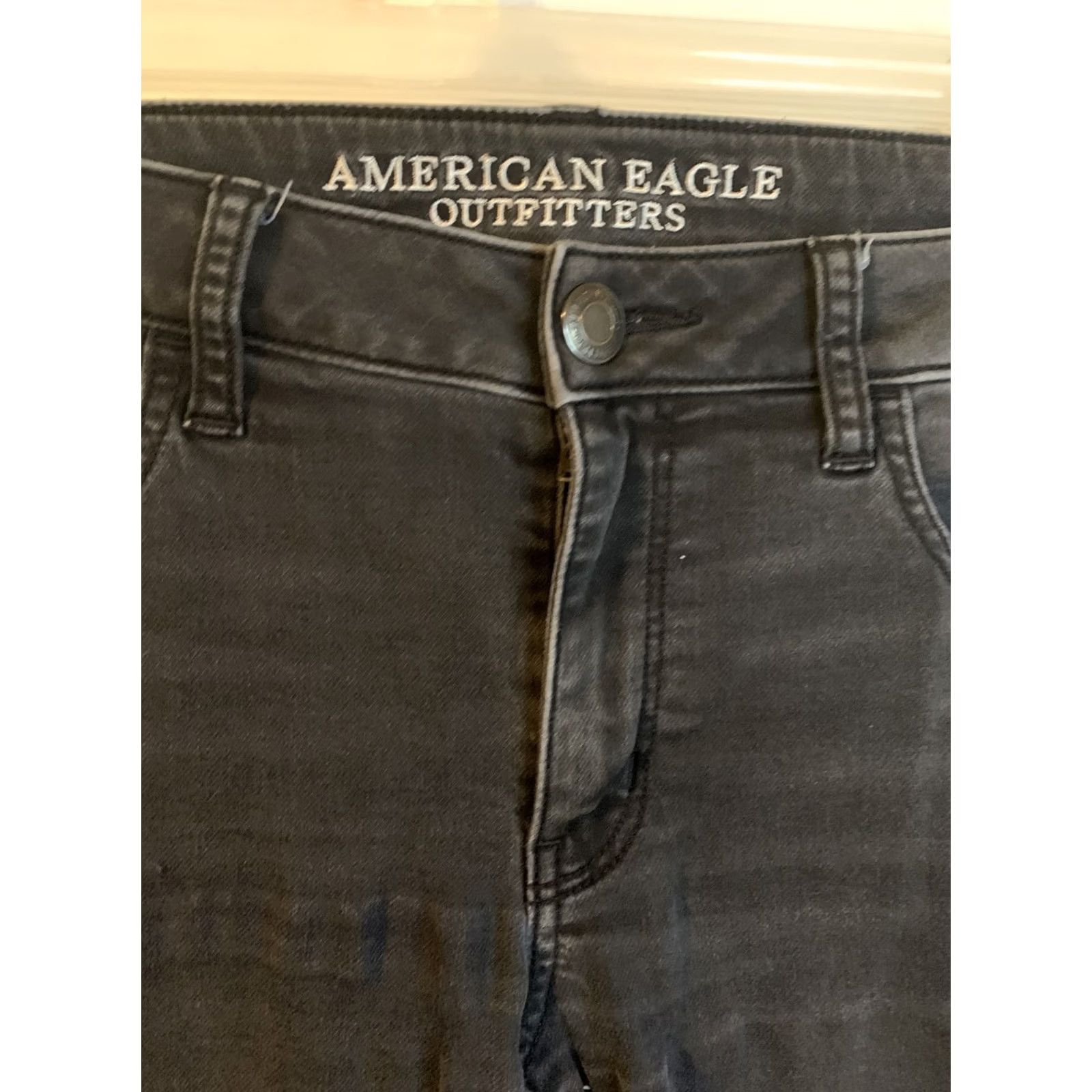 American Eagle Outfitters VINTAGE? No. American Eagle Jeghing Jeans Womens SZ 10 Faded Black Jegging #2029 - Adult Women Jeans Black Regular Solid Size 32" / US 10 / IT 46 - 4 Thumbnail