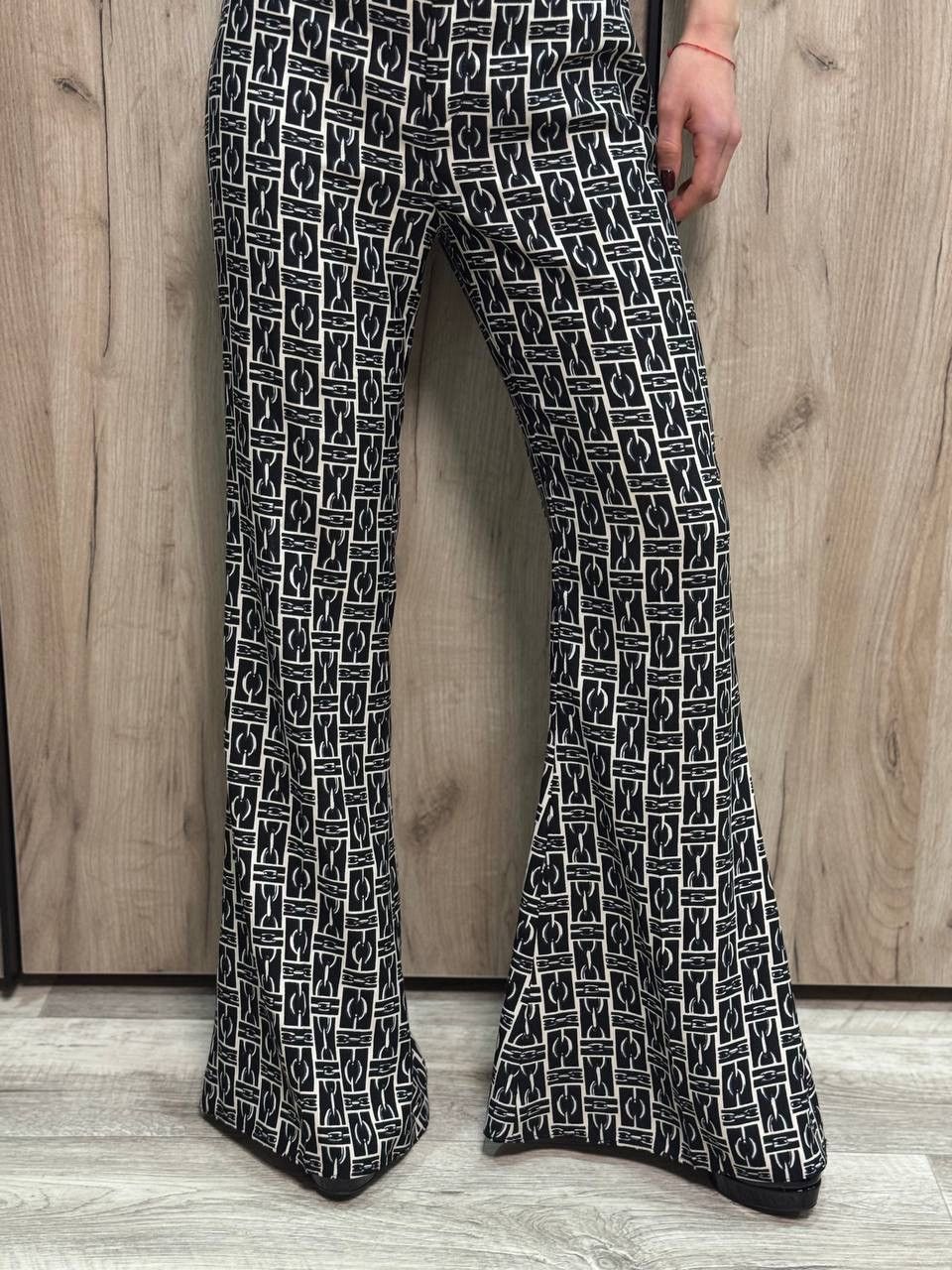Le Grande Bleu (L.G.B.) Women’s Zara Flared Pants Size S 00s Hype Trend Size 26" / US 2 / IT 38 - 9 Thumbnail