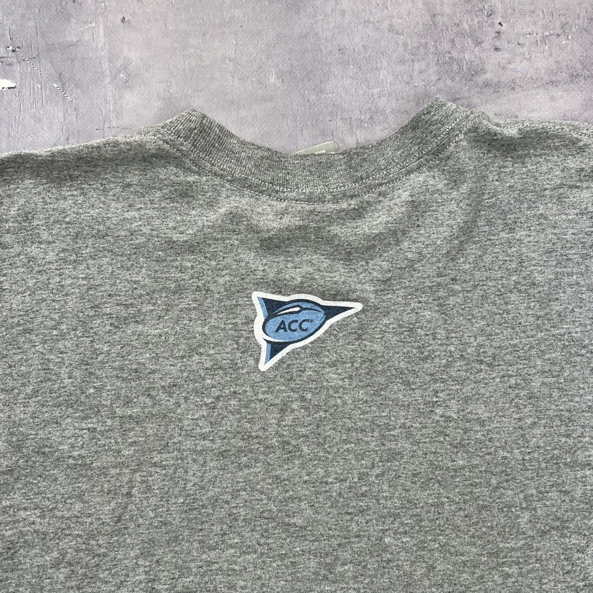 Nike Rare! Nike North Carolina Tap Heels Tee Vintage 00s Size US S / EU 44-46 / 1 - 16 Thumbnail