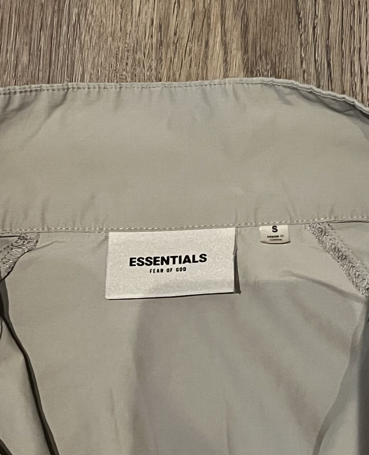 Essentials FOG ESSENTIALS WINDBREAKER TAUPE Size US S / EU 44-46 / 1 - 4 Thumbnail