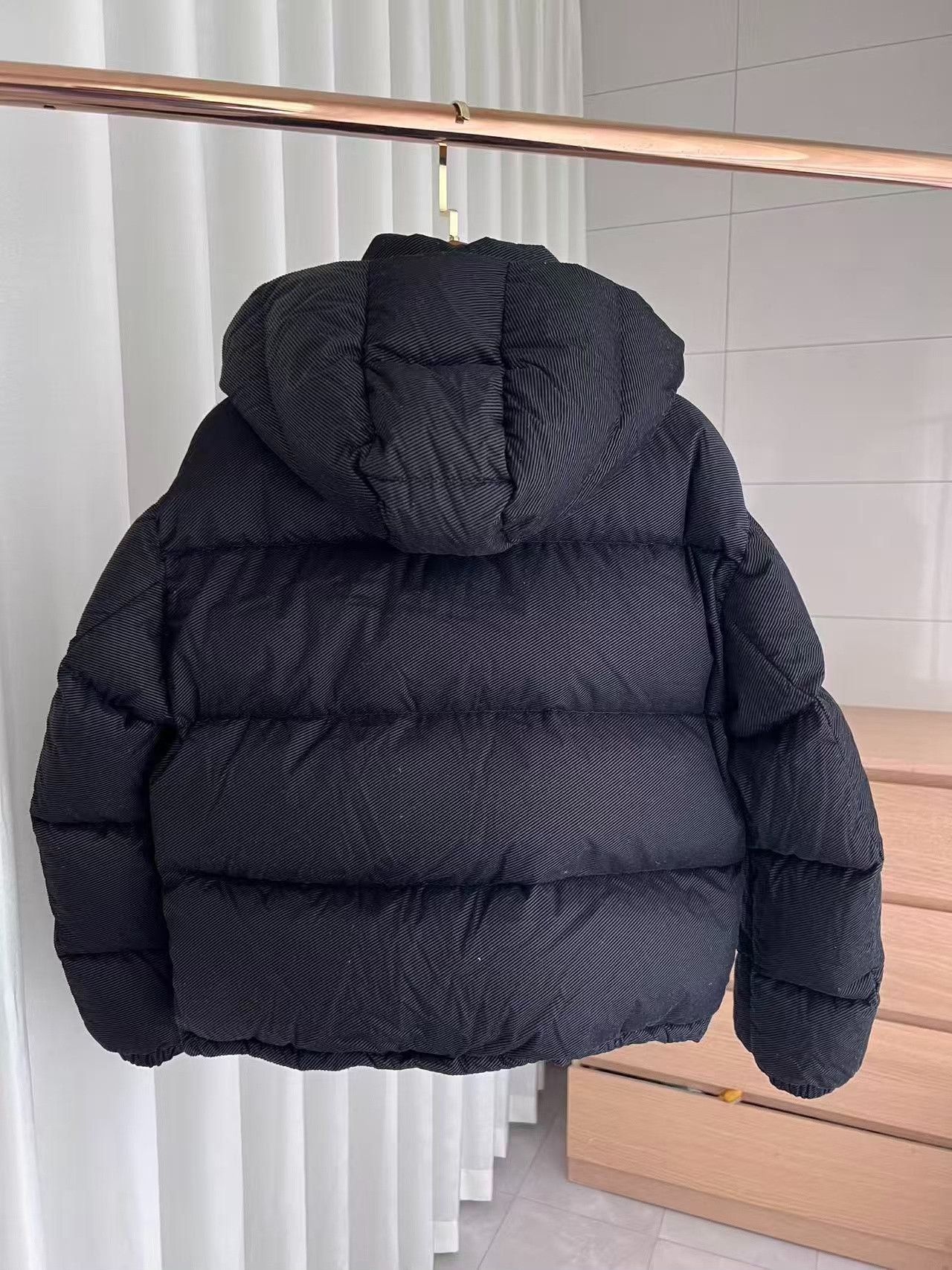 Moncler Moncler Corduroy Short Black Down Jacket Size US S / EU 44-46 / 1 - 2 Thumbnail