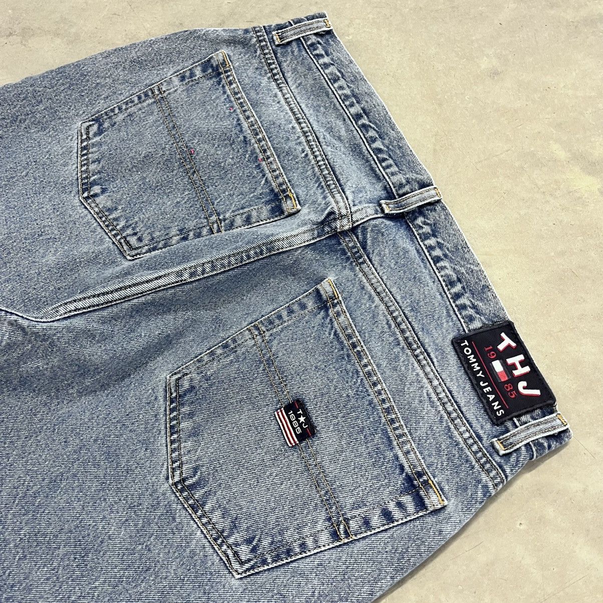 Tommy Hilfiger × Vintage Crazy Y2K Tommy Jeans Light Washed Super Baggy 80's style 38 Size US 38 / EU 54 - 7 Thumbnail
