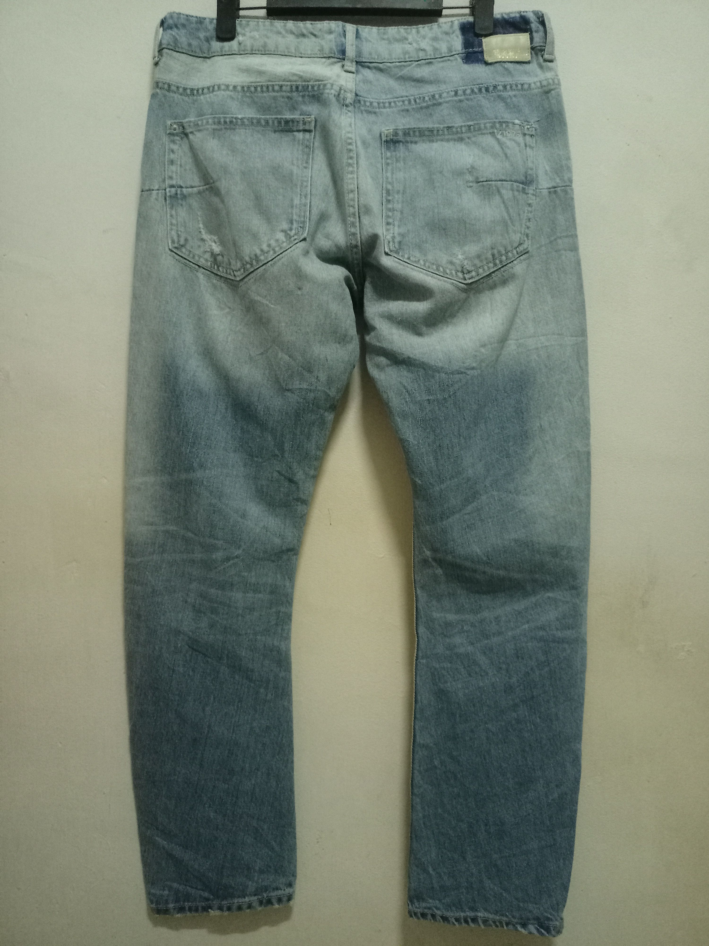 Zara Vintage Zara Hybrid Two Tone Curve Leg Distressed Jeans Size US 32 / EU 48 - 2 Thumbnail