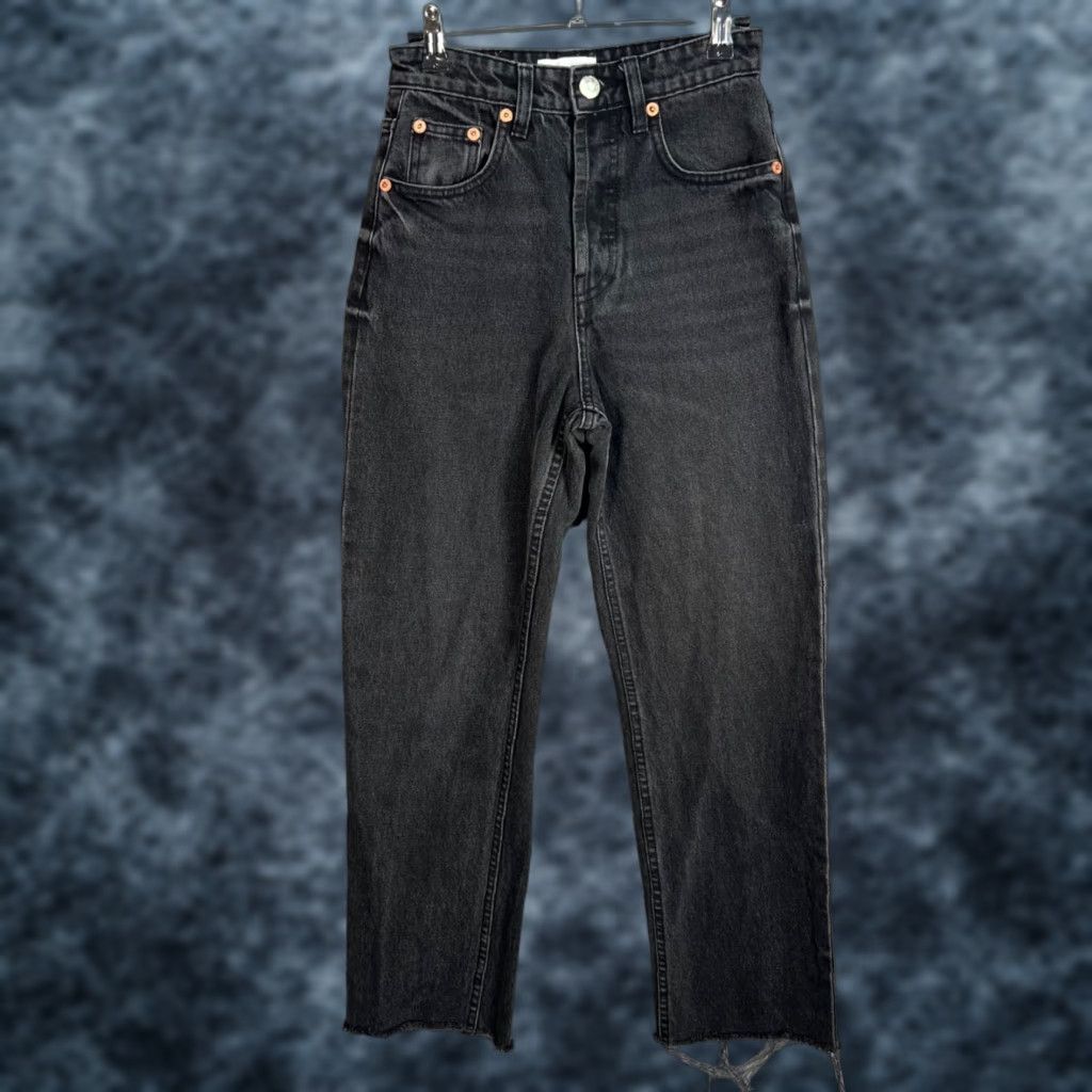 Zara Zara Womens Jeans Size 2 Black High-Waisted Frayed Hem 100% Cotton Denim Size 26" / US 2 / IT 38 - 1 Thumbnail