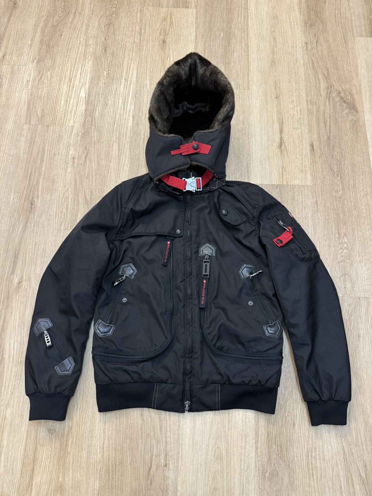 Wellensteyn Wellensteyn Rescue Jacket Lady Winter Insulated Bomber M Size M / US 6-8 / IT 42-44 - 1 Thumbnail