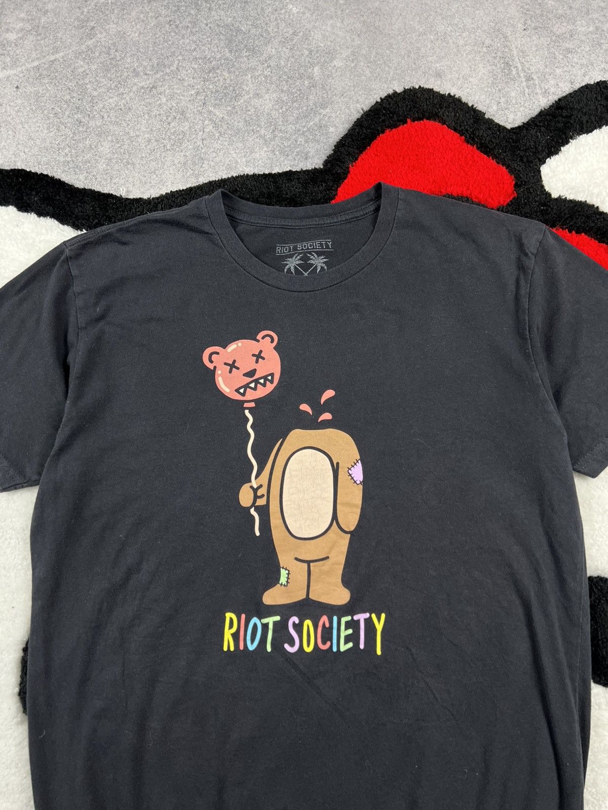 Riot Society Riot Society Bear Ballon Head Big Logo Tee Y2K Shirt Size US M / EU 48-50 / 2 - 4 Thumbnail
