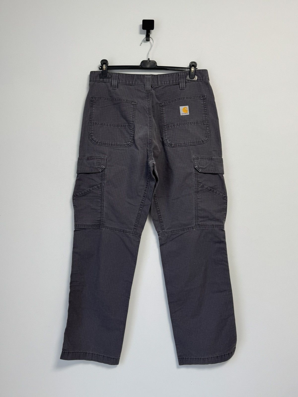 Carhartt Carhartt Vinatge Y2K style hype cargo 34x32 Size US 34 / EU 50 - 1 Thumbnail