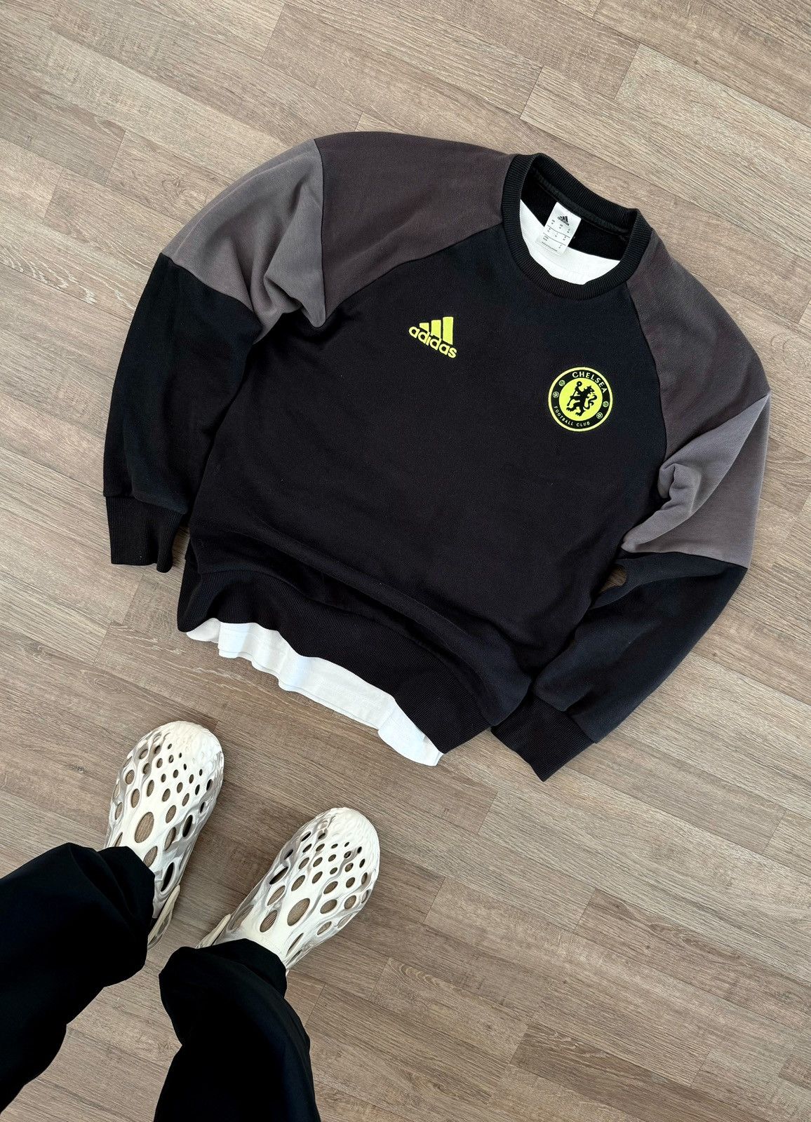Adidas Adidas Y2K Chelsea London 2016 Soccer Sweatshirt Blokecore Size US M / EU 48-50 / 2 - 1 Thumbnail
