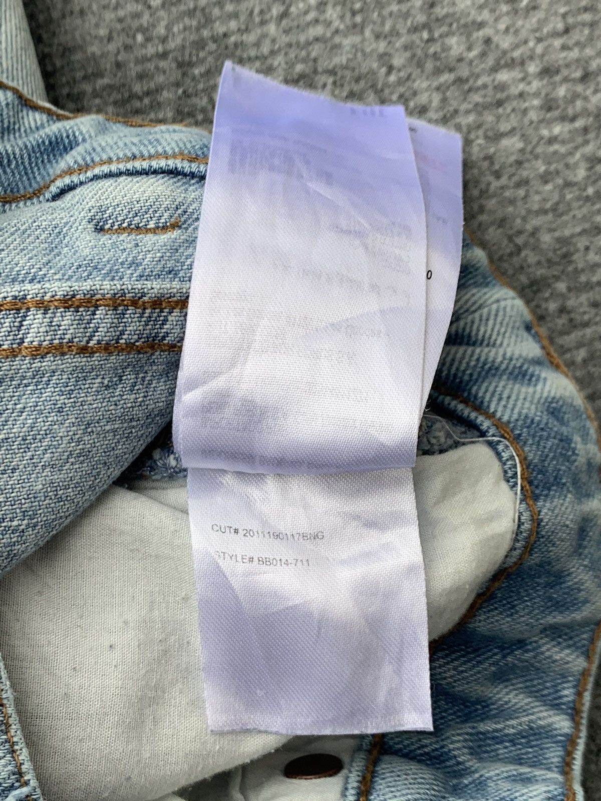 Wrangler RARE 💥 Wrangler X Billabong jeans. Size US 28 / EU 44 - 11 Thumbnail
