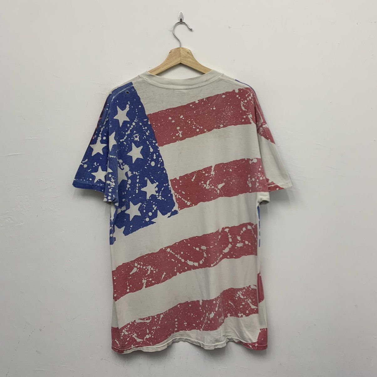 Vintage Vintage 90s American USA Full Print t-shirt Size US L / EU 52-54 / 3 - 2 Thumbnail