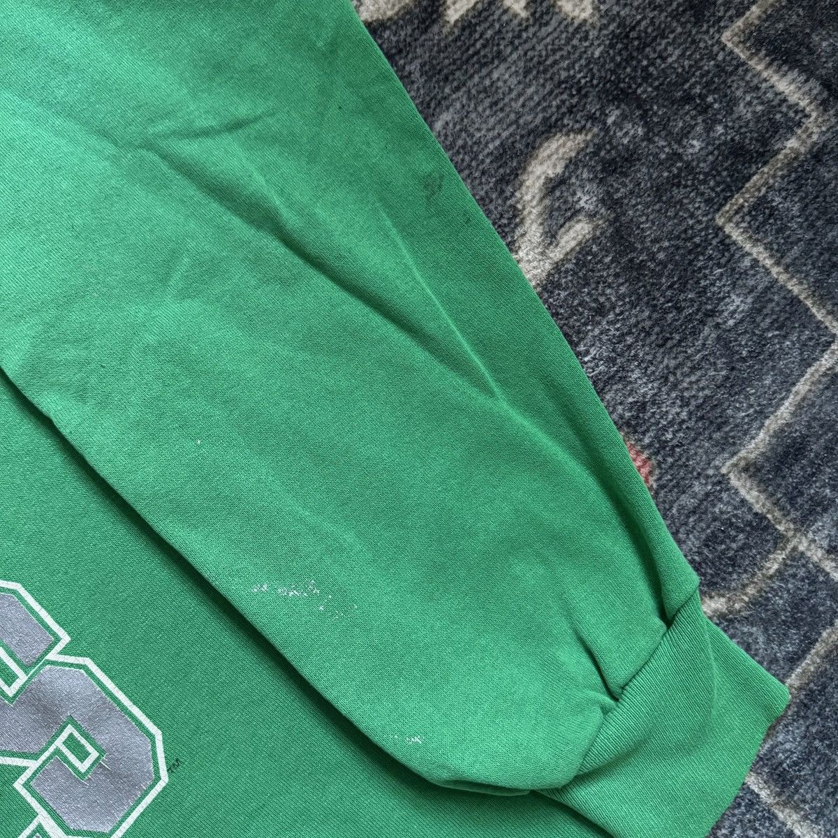 Vintage Vintage Philadelphia eagles crewneck sweater xl Size US XL / EU 56 / 4 - 6 Thumbnail