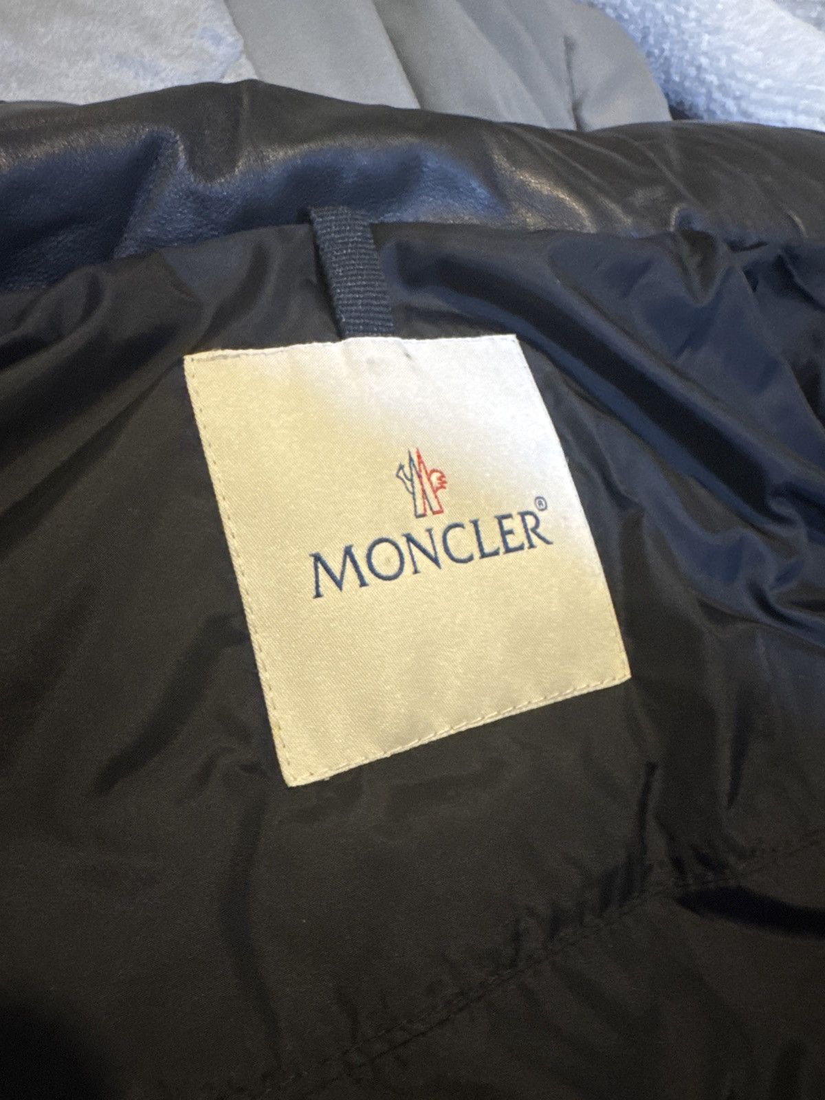 Moncler Moncler Leather Puffer Jacket Size US M / EU 48-50 / 2 - 11 Thumbnail