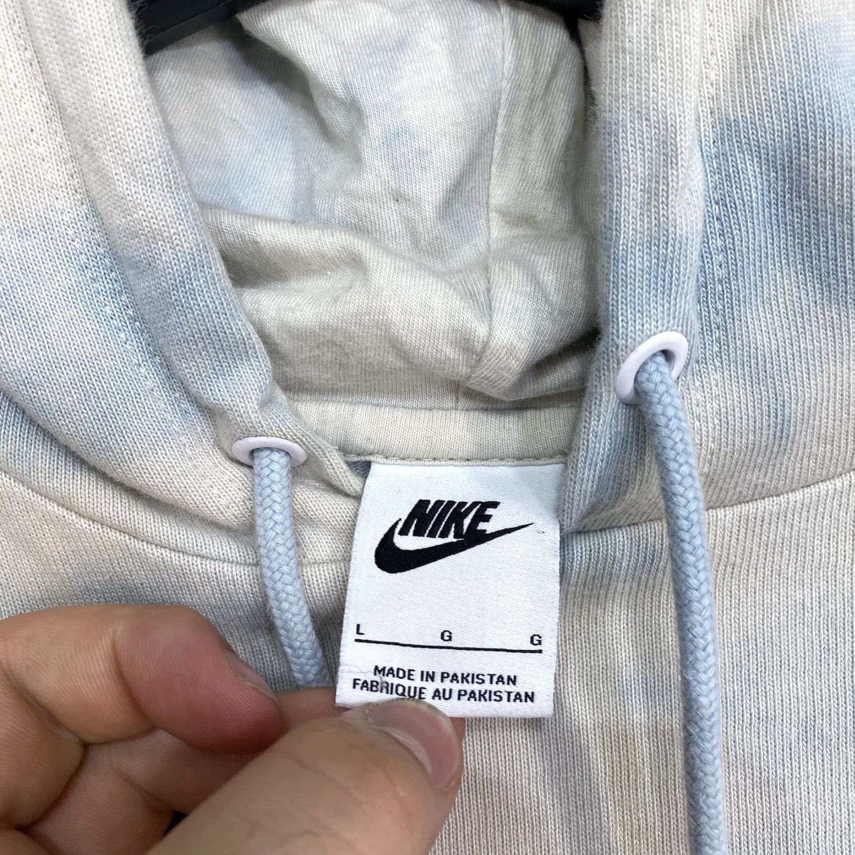 Nike Nike Hoodie Women Large Multicolor Tie-Dye Cropped Heavyweight Pullover Activewear Logo Embroidered Size L / US 10 / IT 46 - 3 Thumbnail