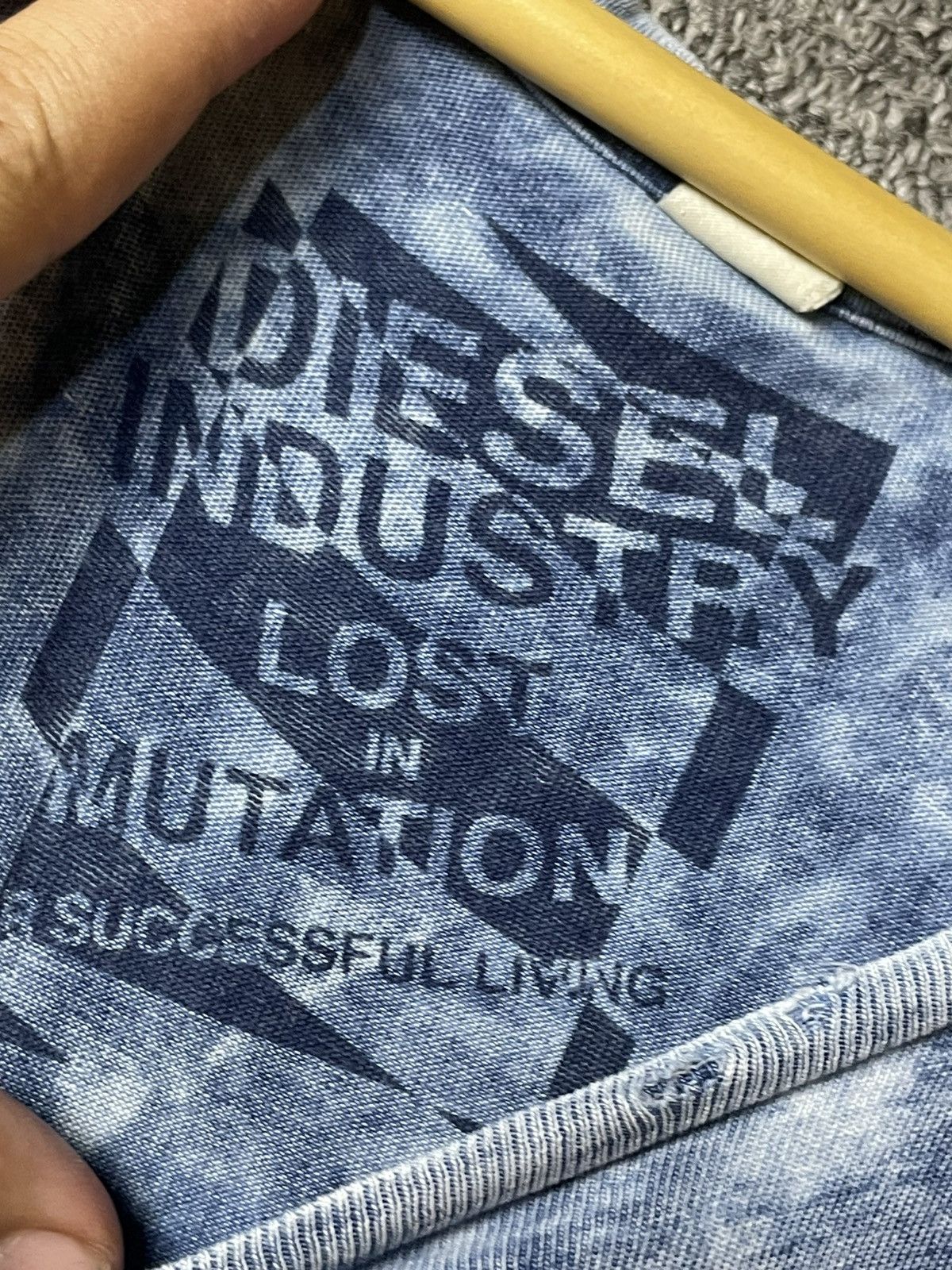 Diesel × Japanese Brand × Vintage DIESEL INDUSTRY Distressed Bleach Tie-dye Tshirt (115$ Size US M / EU 48-50 / 2 - 9 Thumbnail
