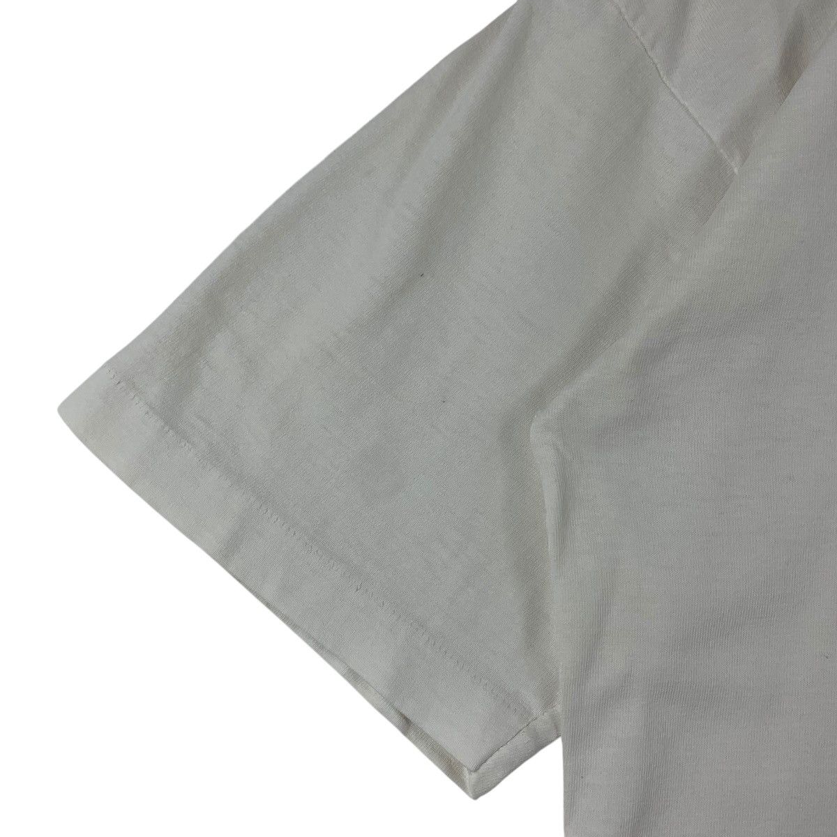 Vintage Vintage 90s LOCAL MOTION big logo back hit Surfing tee Size US L / EU 52-54 / 3 - 6 Thumbnail
