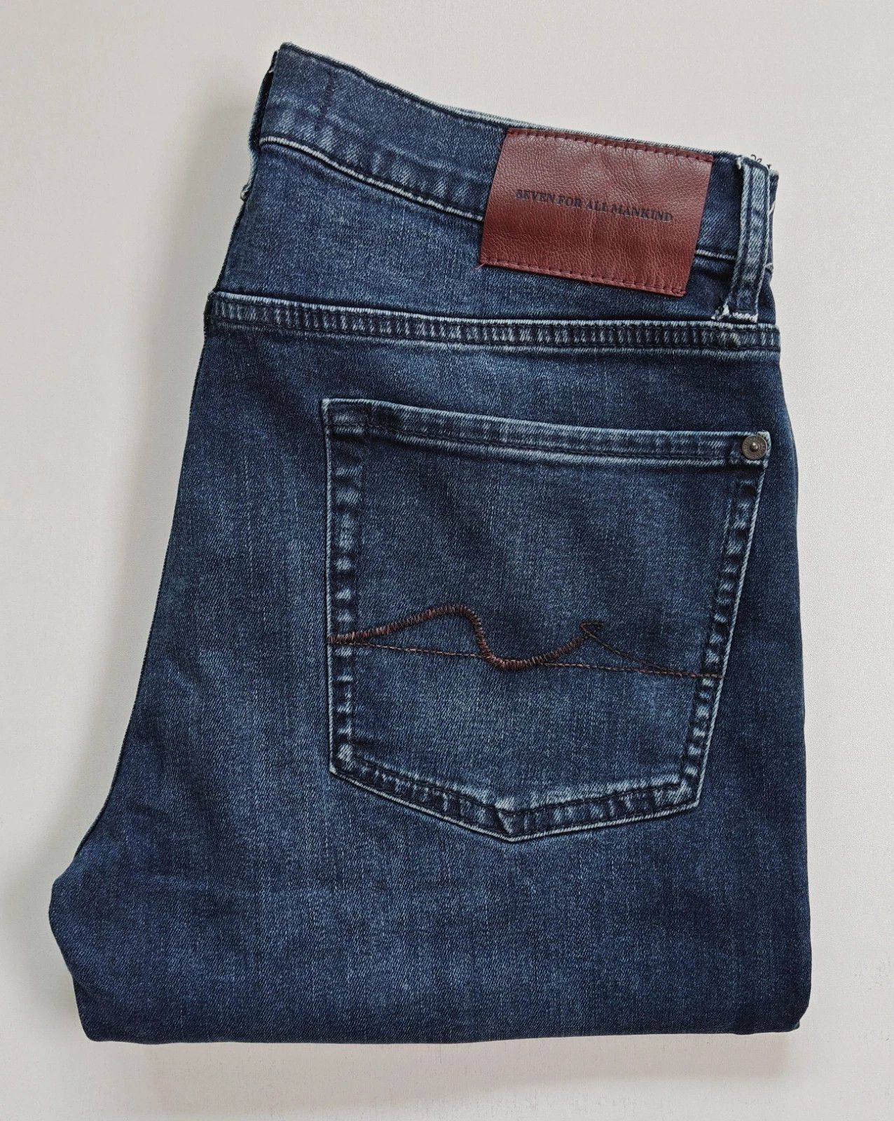 7 For All Mankind 7 For All ManKind Slimmy Tapered Jeans T / 6020 Size US 34 / EU 50 - 1 Thumbnail