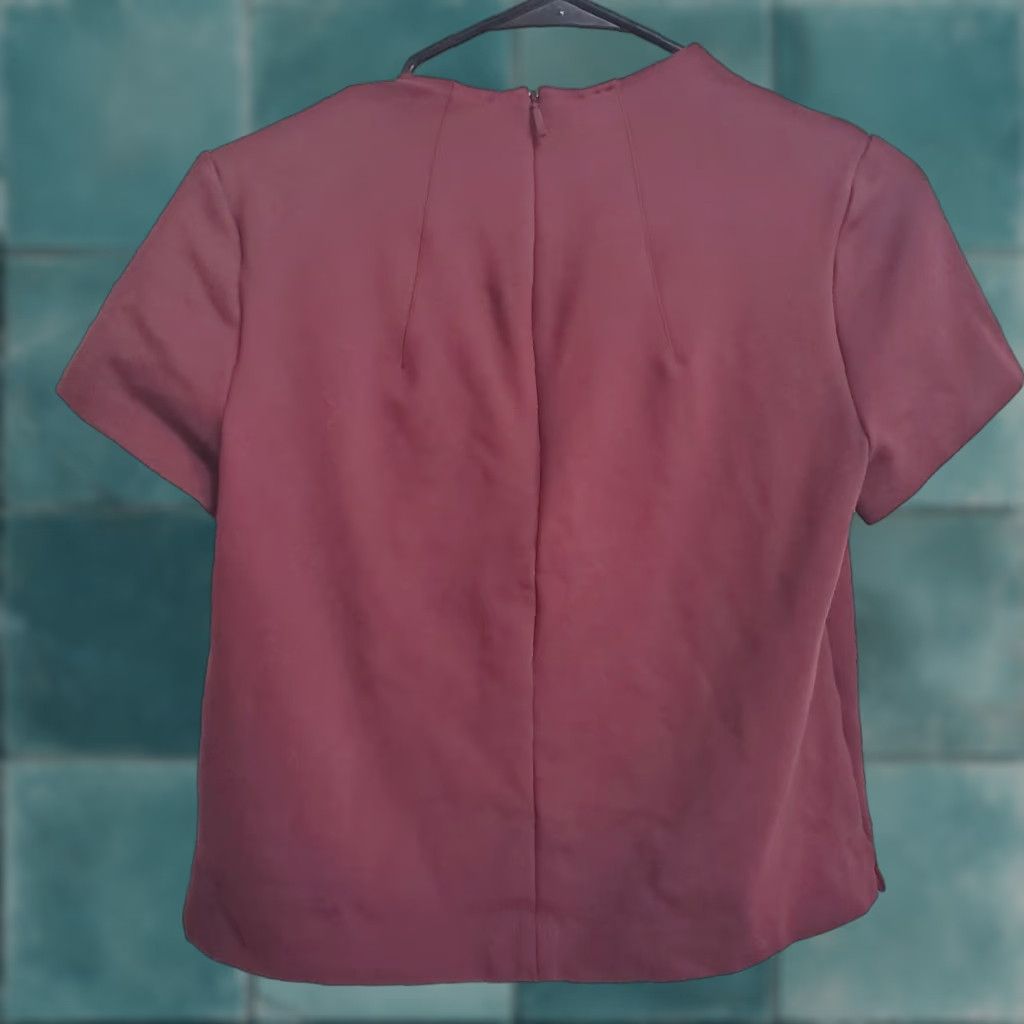 Spanx Spanx The Perfect Funnel Top Women S Chianti Red Short Sleeve Stretch Back Zip Size S / US 4 / IT 40 - 1 Thumbnail