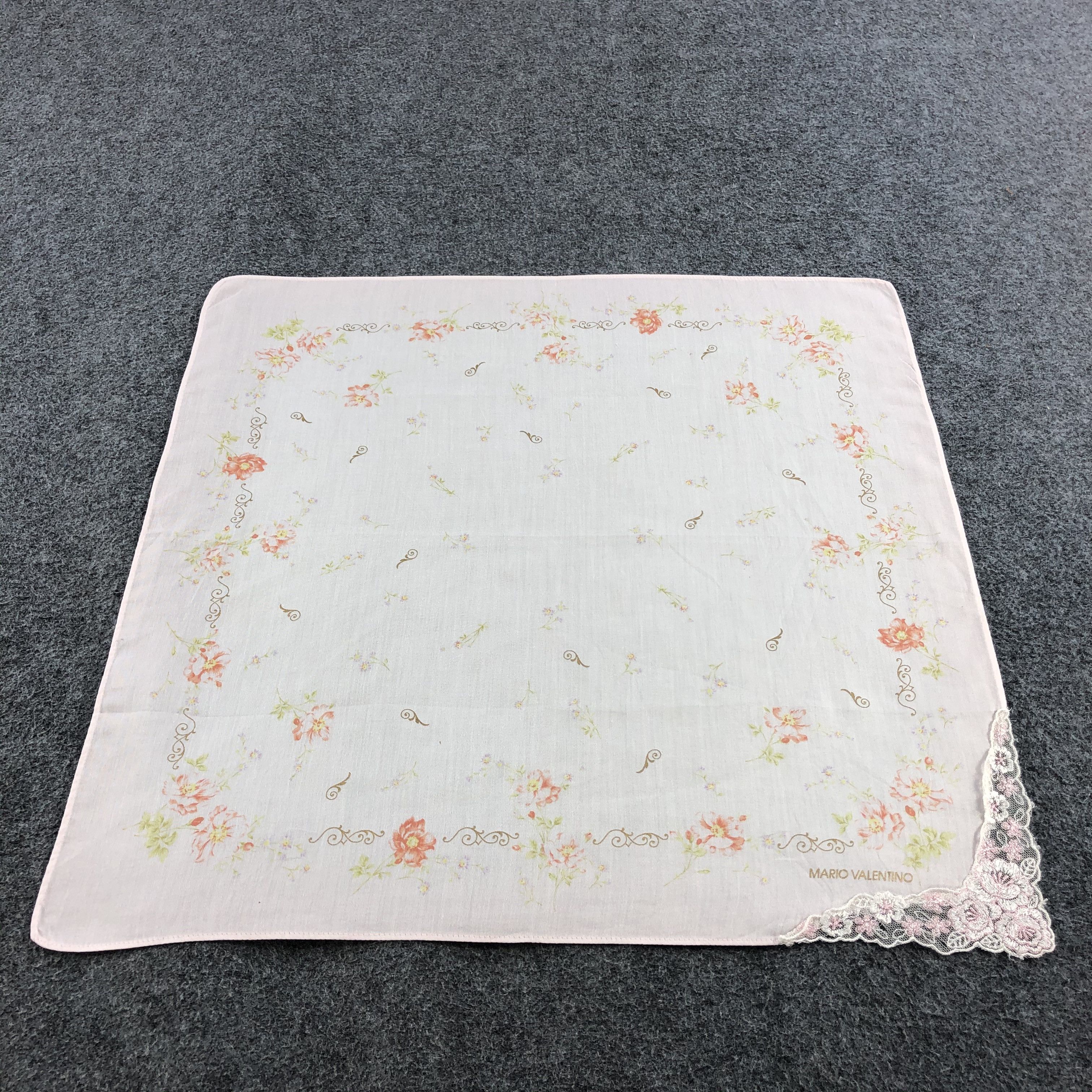 Mario Valentino × Vintage Mario Valentino Handkerchief Neckerchief Bandana H1358 Size ONE SIZE - 1 Thumbnail
