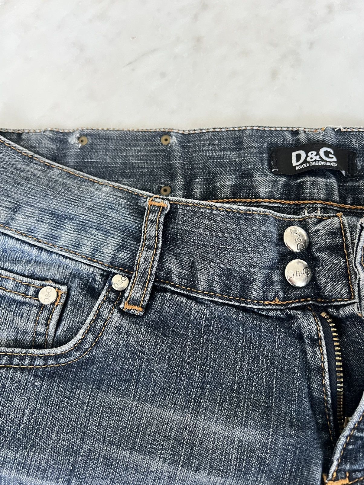 Dolce & Gabbana Jeans D&G Dolce & Gabbana Vintage Y2K – metal logo Size 27" / US 4 / IT 40 - 6 Thumbnail