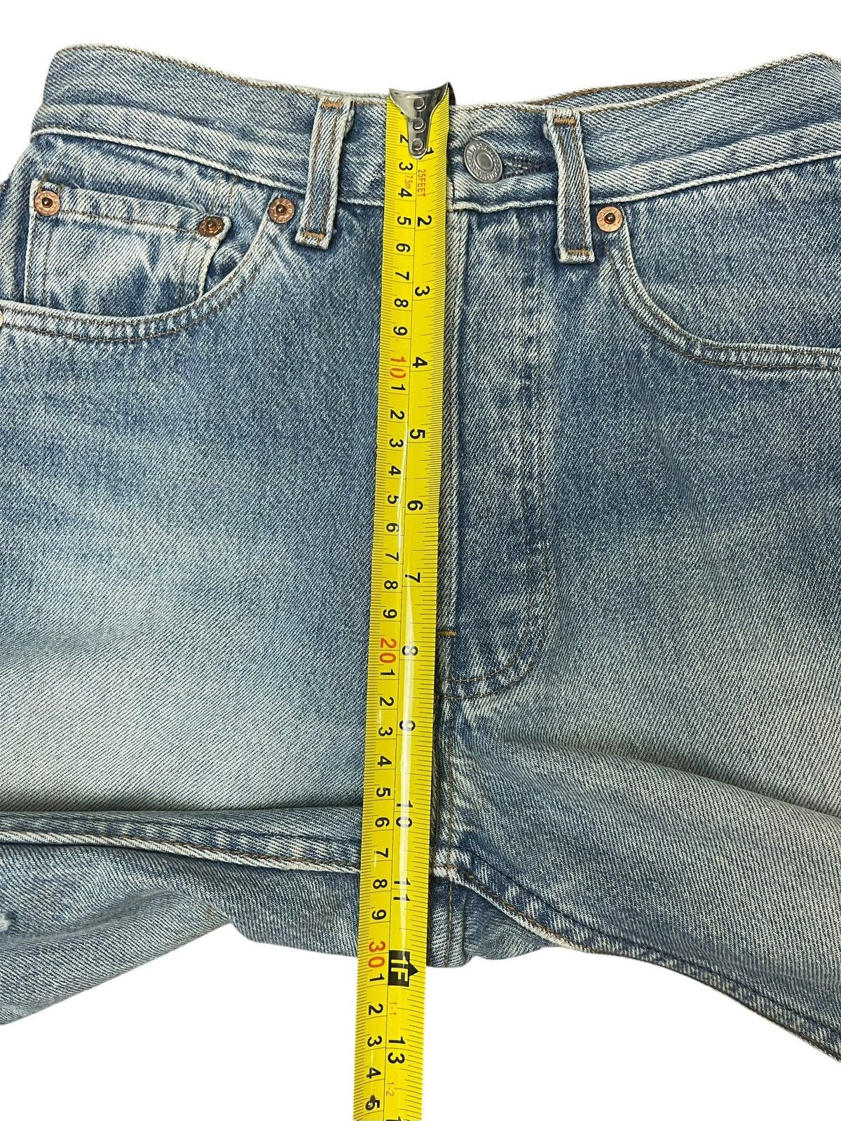 Levi's Vintage Clothing Vintage Levi’s 501 Jeans Straight Cut USA Size US 27 - 11 Thumbnail