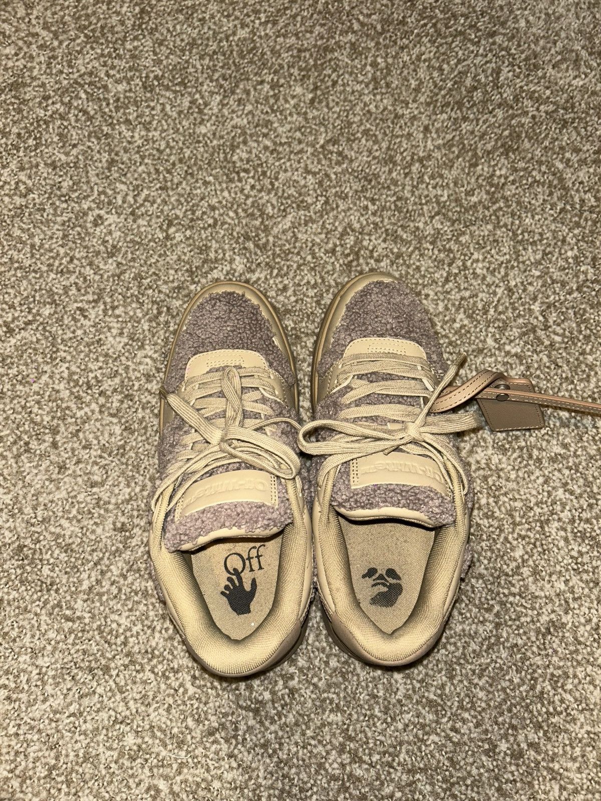 Off-White RARE Women’s out of office fur sneaker Size US 8.5 / IT 38.5 - 7 Thumbnail