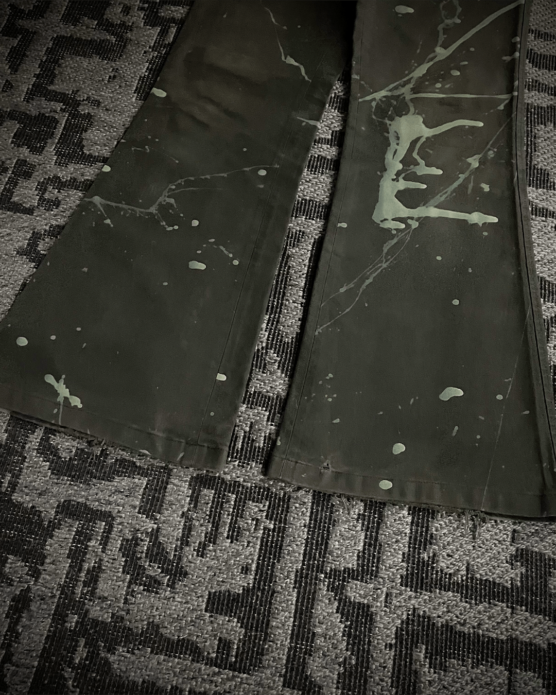 Tornado Mart Tornado Mart Brush Splash Flared Jeans Size US 32 / EU 48 - 5 Thumbnail