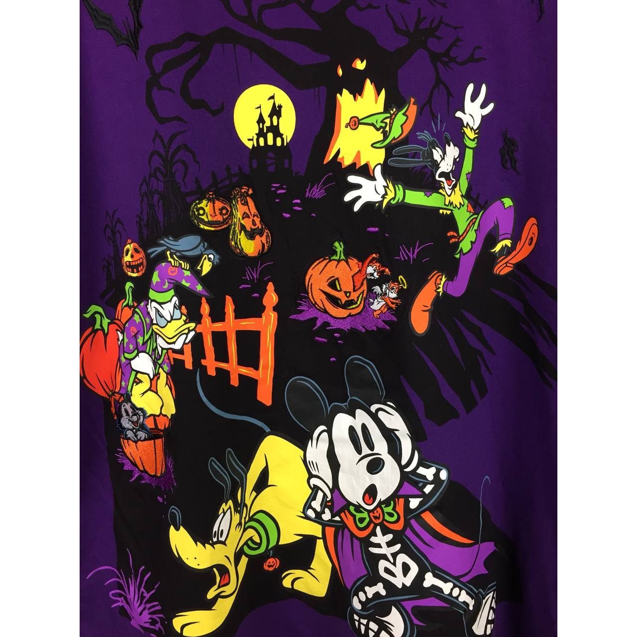 Cartoon Network Aulani Disney Resort Mickey Mouse And Friends Halloween Tee Size US XXL / EU 58 / 5 - 4 Thumbnail