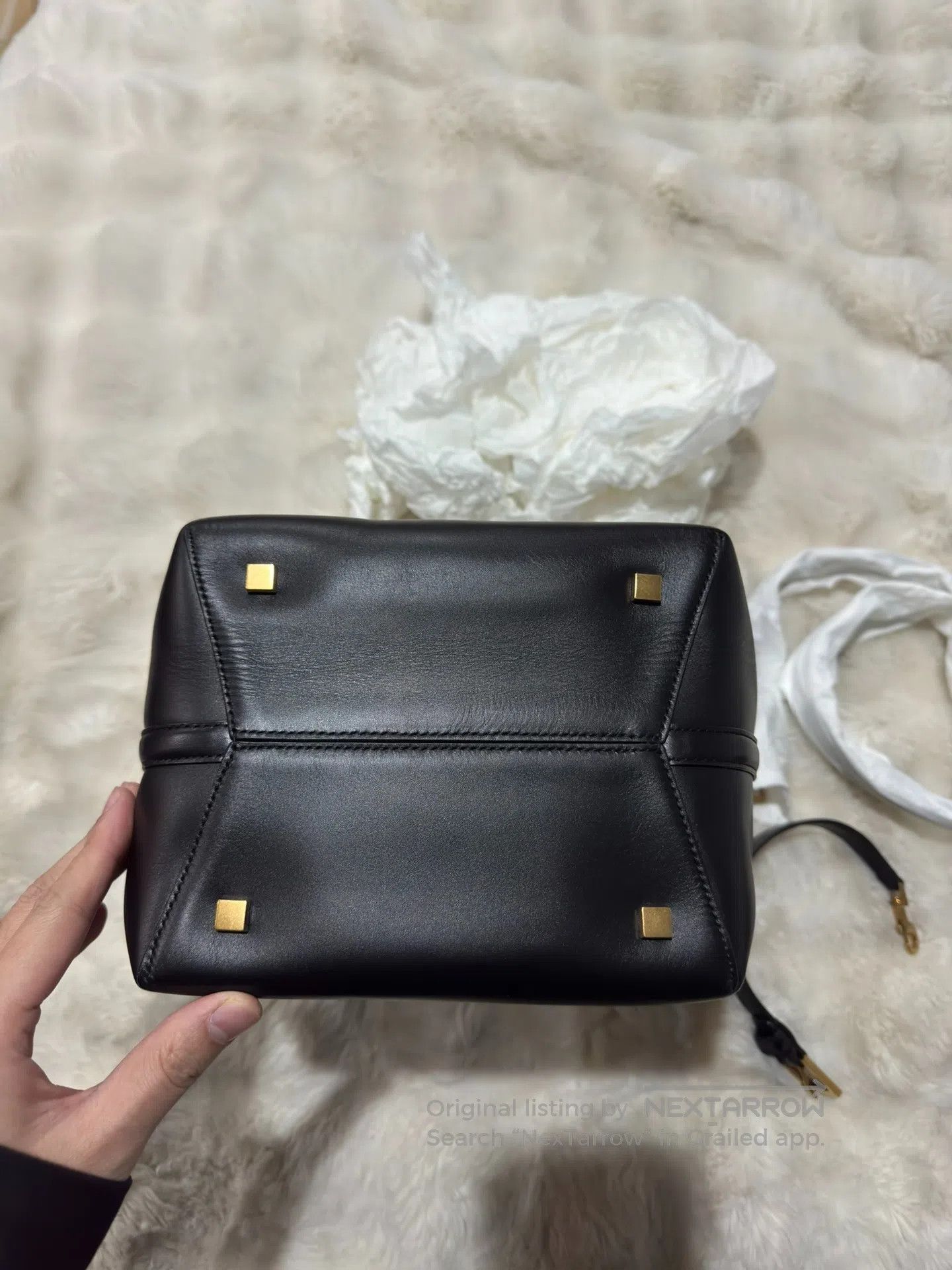 Saint Laurent Paris Saint Laurent Paris Large Black and Gold Cowhide Bucket Ho Size ONE SIZE - 6 Thumbnail
