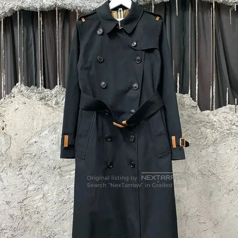 Burberry Black Long Women's Trench Coat.