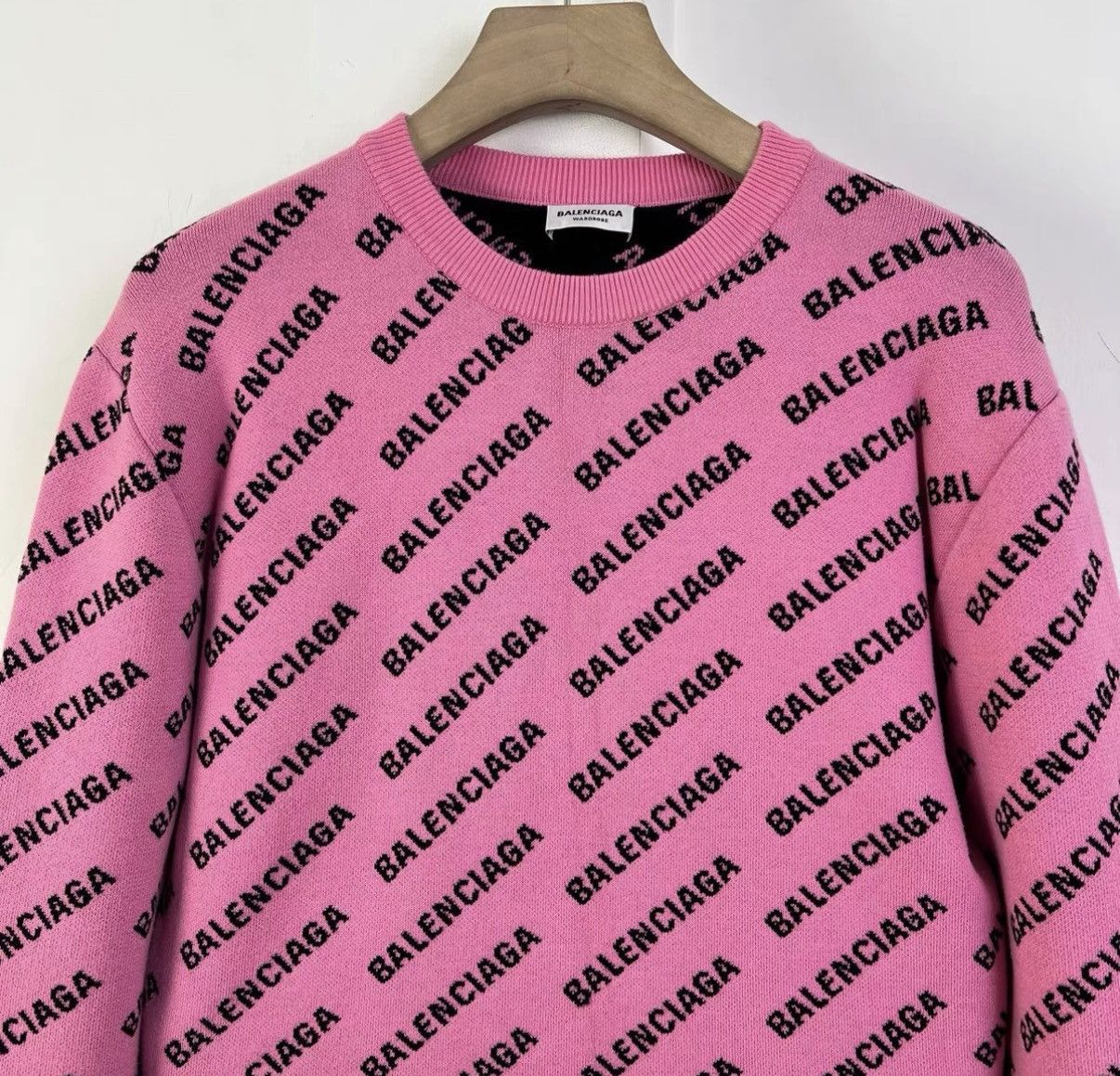 Balenciaga Balenciaga Pink All-Over Print Knit Sweater K12 Size M / US 6-8 / IT 42-44 - 4 Thumbnail