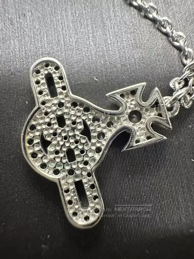 Vivienne Westwood Vivienne Westwood Saturn Pendant Necklace . Size ONE SIZE - 3 Thumbnail
