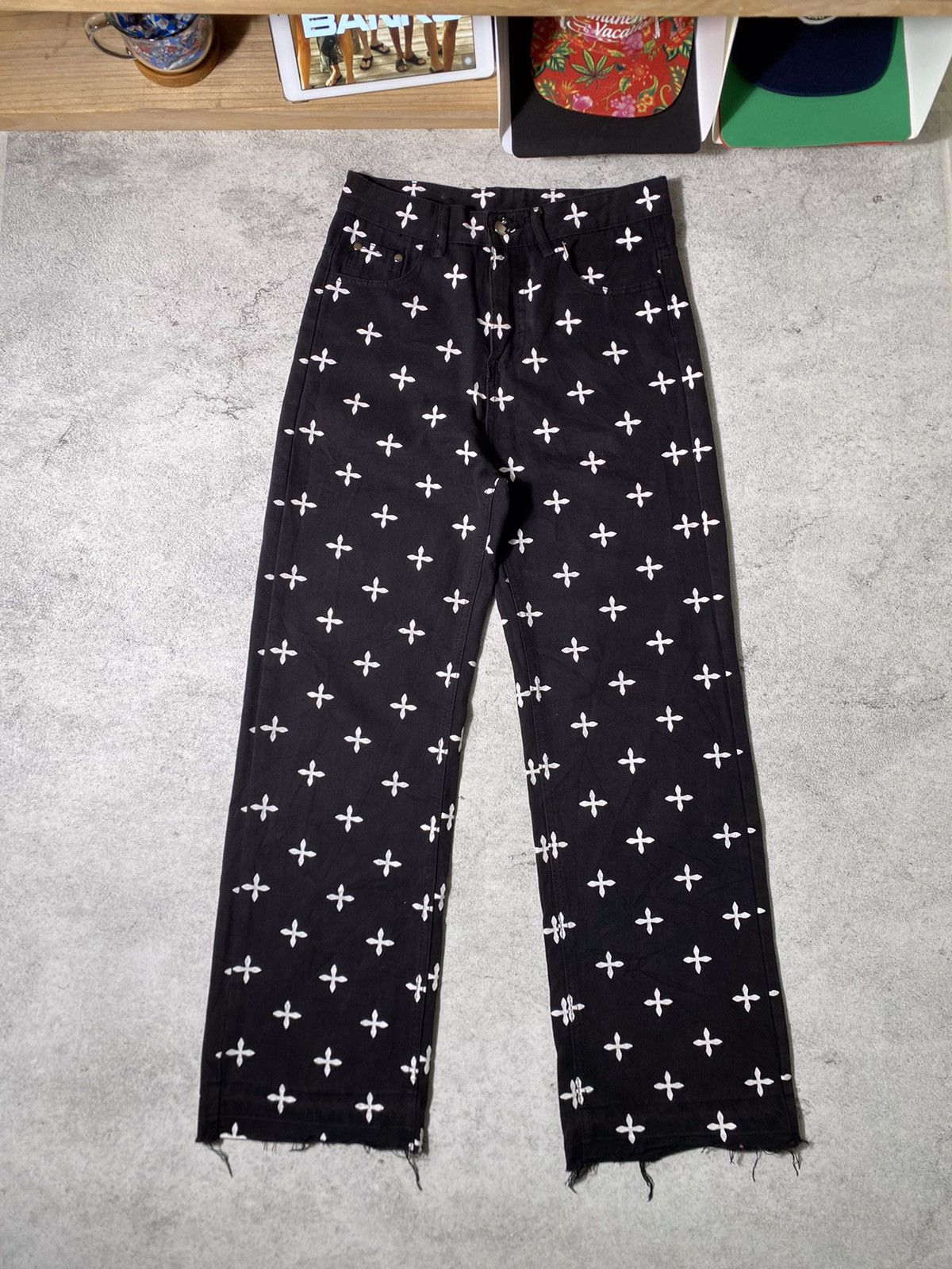 Levi's × Vintage Vtg Baggy Jeans Full Cross Motif Size US 32 / EU 48 - 1 Thumbnail
