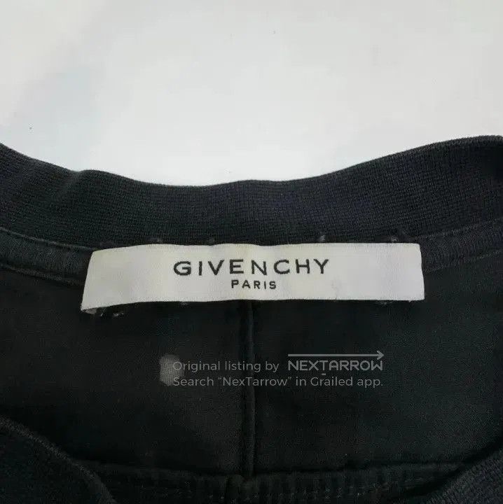 Givenchy Givenchy Distressed Letter Print Short-Sleeve T-Shirt. Size US M / EU 48-50 / 2 - 2 Thumbnail