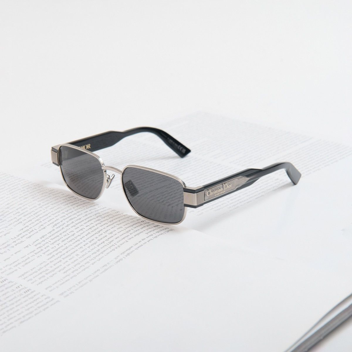 Dior CHRISTIAN DIOR LABEL S2U F4A0 SUNGLASSES Size ONE SIZE - 1 Thumbnail