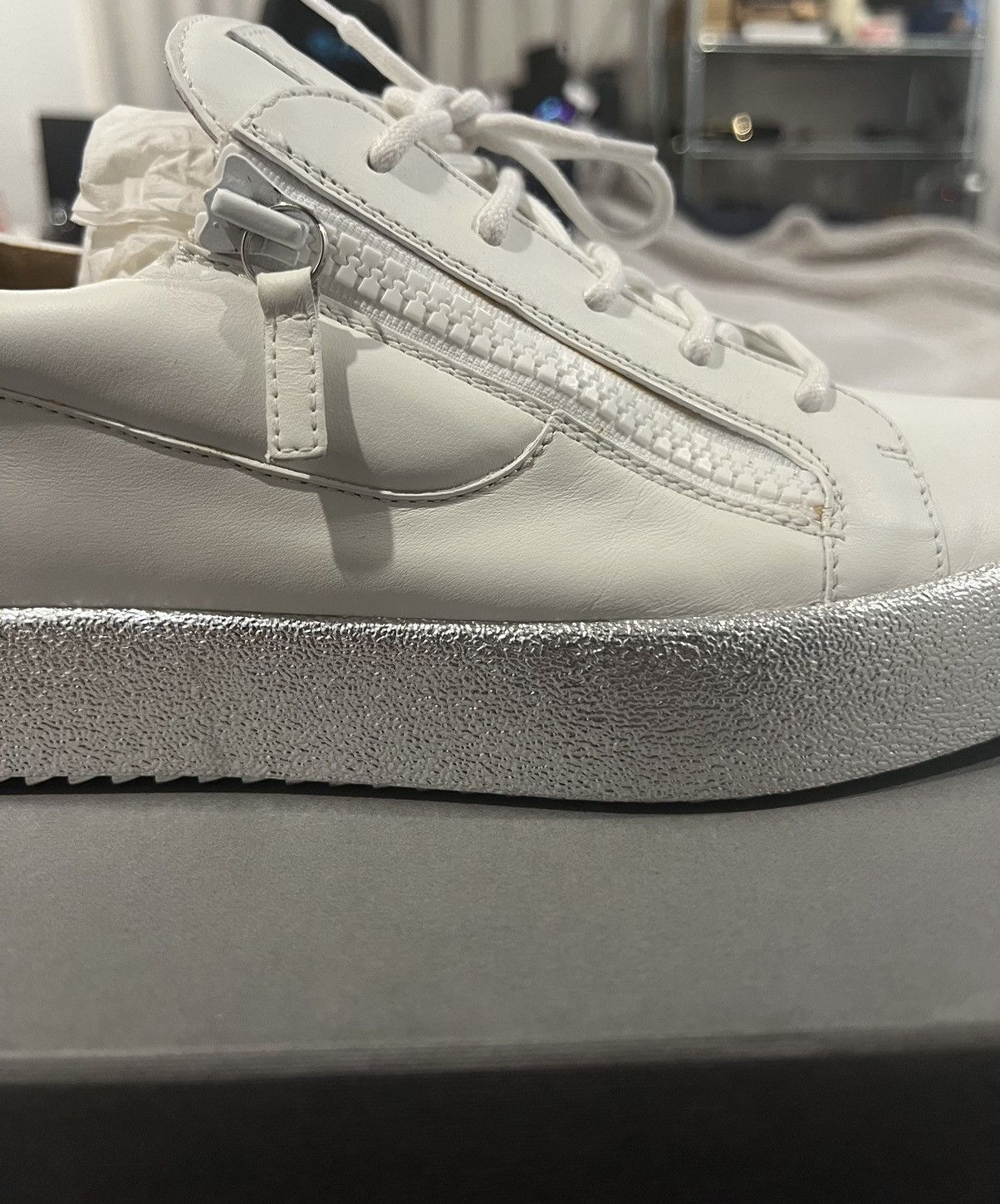Giuseppe Zanotti Giuseppe Zanotti Mens Sneakers - White Leather/Silver Size US 15 / EU 48 - 10 Thumbnail