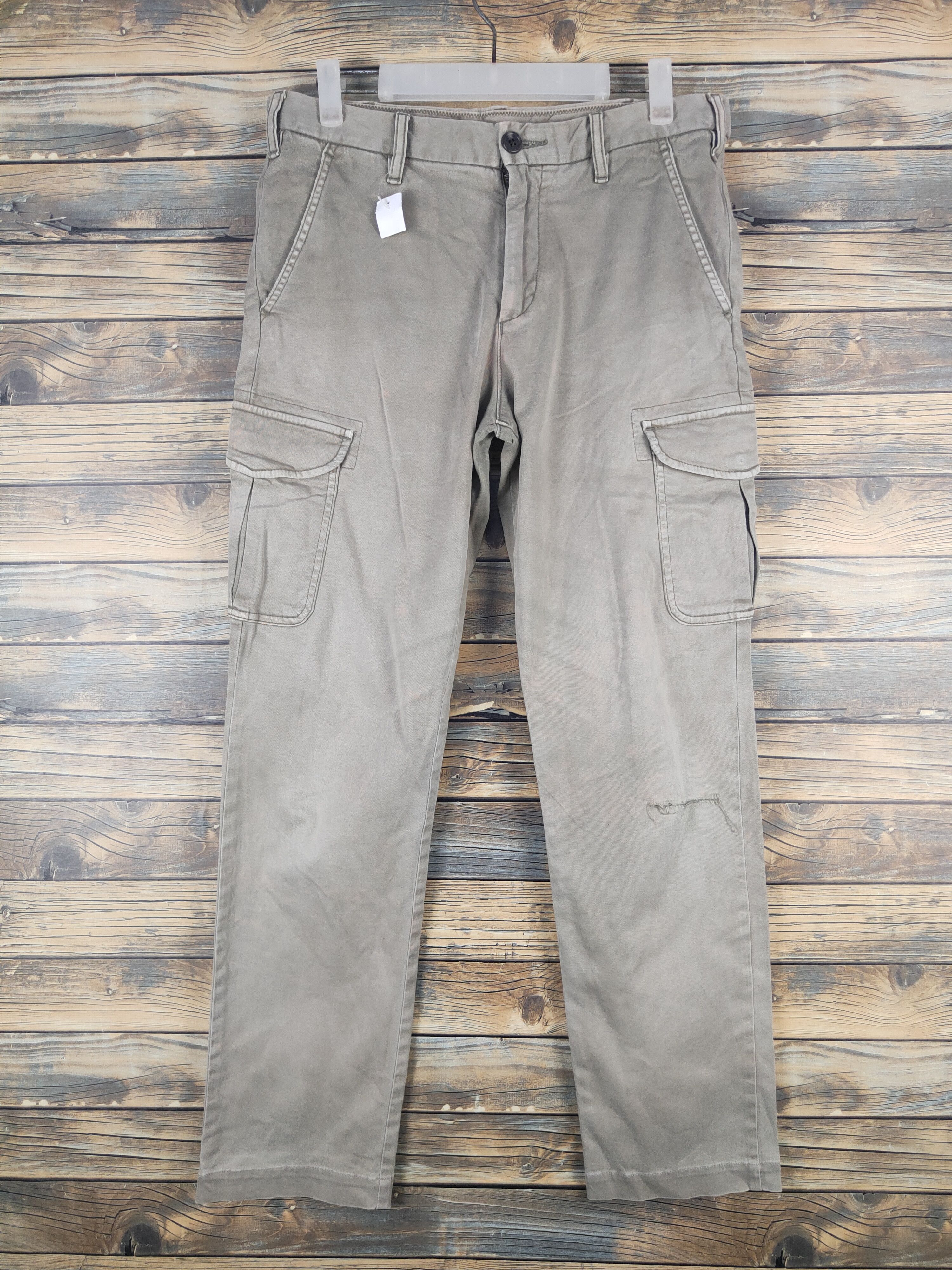 Japanese Brand DL Uniqlo Beige Multipocket Tactical Cargo Pants #1580 Size US 31 - 1 Thumbnail
