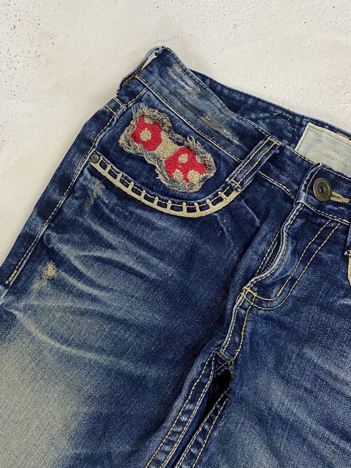Japanese Brand Vintage Lolita X Yoshitomo Nara Patches Mud Washed Whisker Size US 29 - 7 Thumbnail