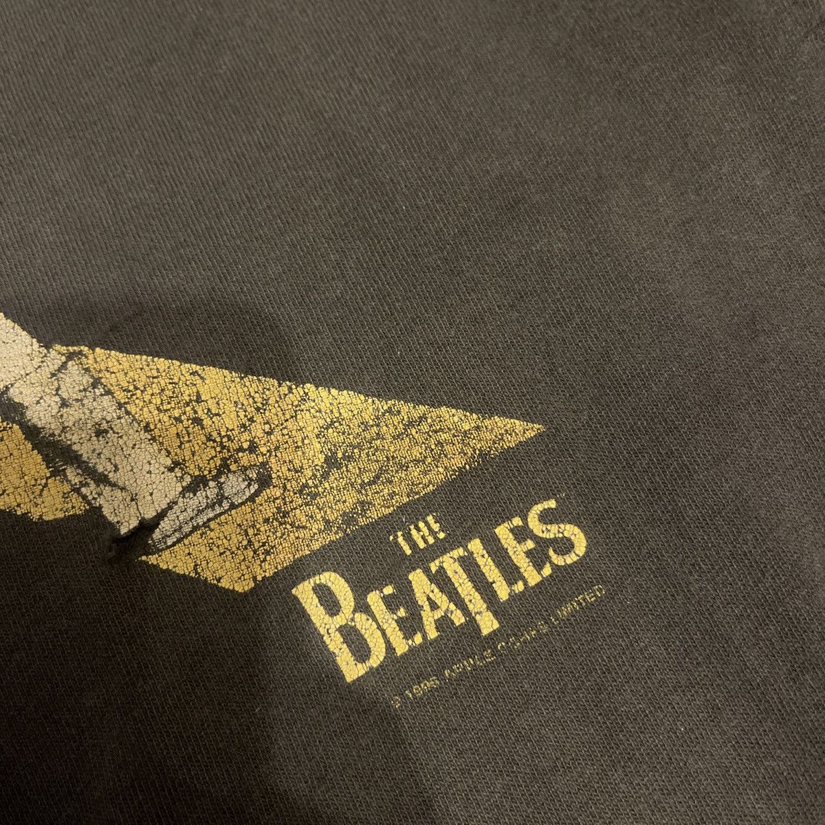 Vintage Sun Faded black vintage 90s abbey road Beatles band tee Size US L / EU 52-54 / 3 - 4 Thumbnail