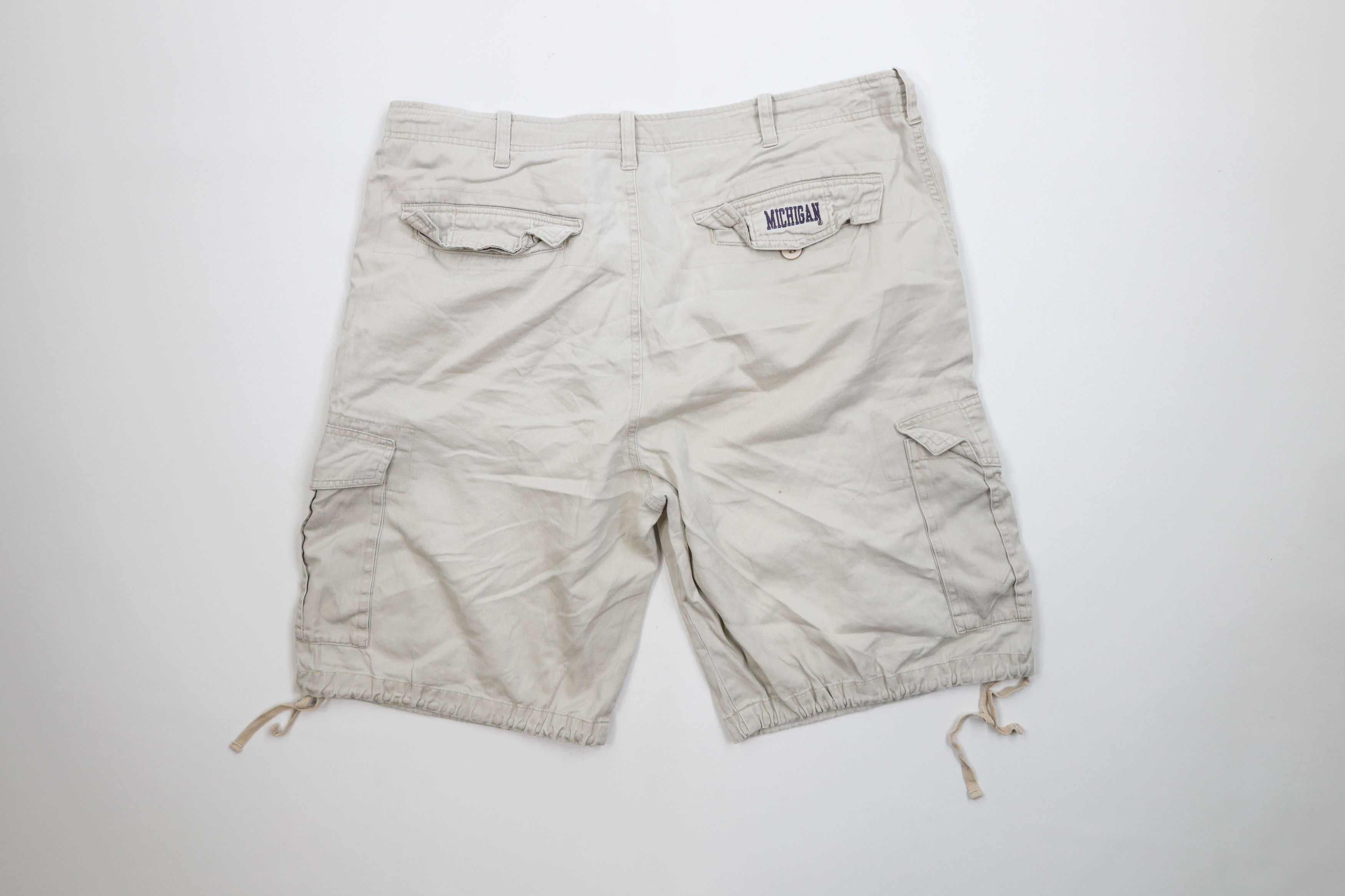 Vintage Vintage 90s Y2K University of Michigan Block M Cargo Shorts Size US 36 / EU 52 - 8 Thumbnail