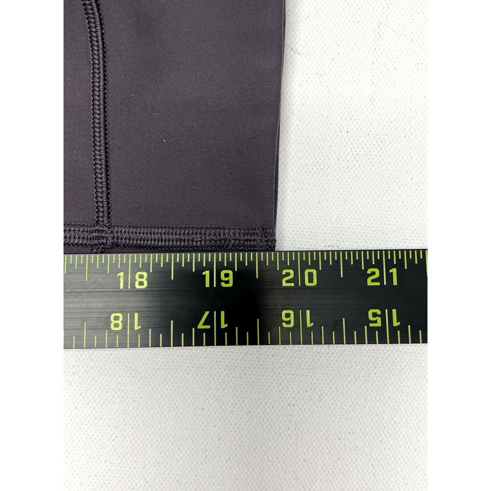 Lululemon Lululemon In Movement Crop Leggings Women 6 Purple Everlux 19" Inseam Athletic Size 28" / US 6 / IT 42 - 6 Thumbnail