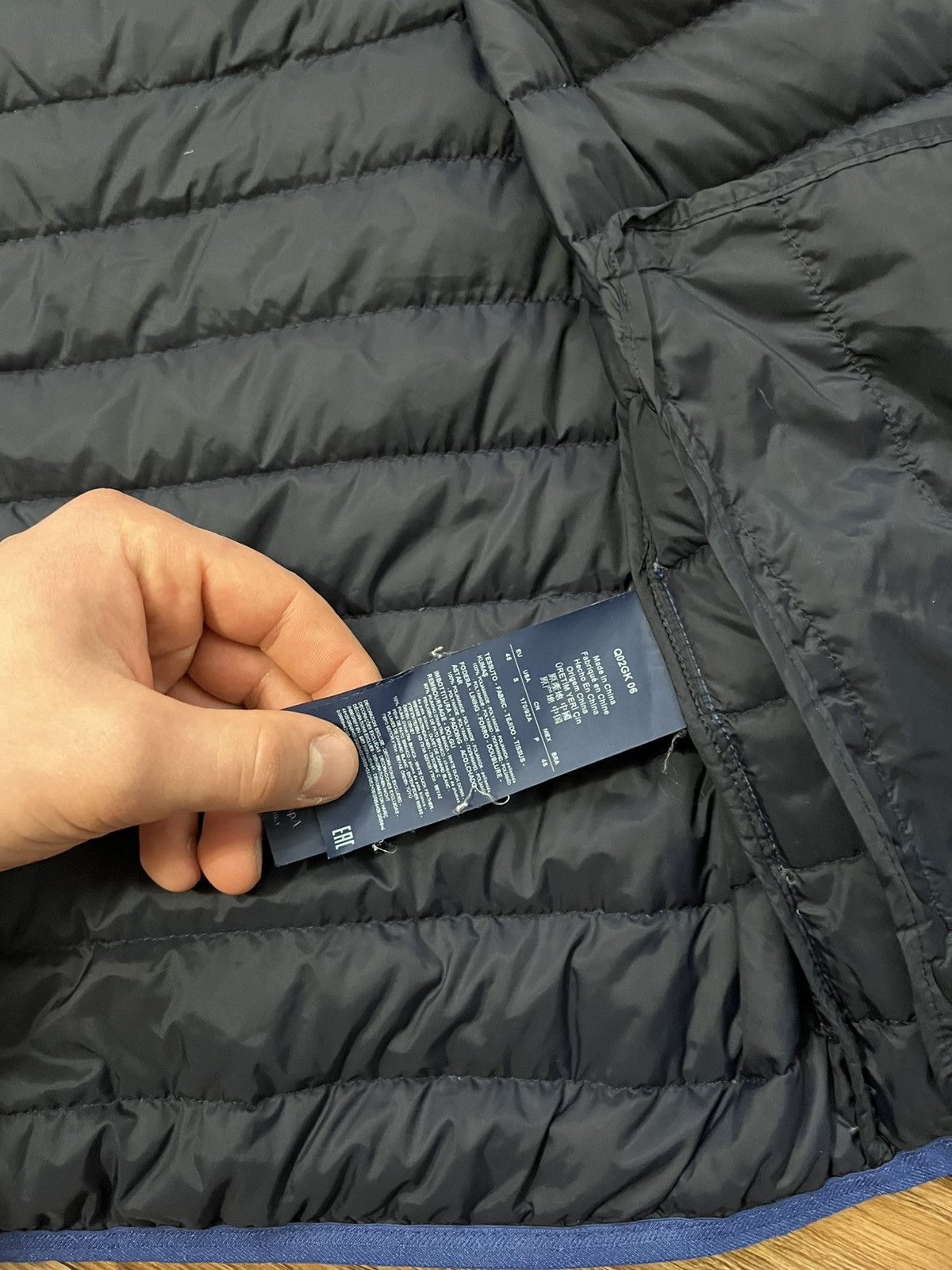 Emporio Armani Armani Jeans Down Vest Size US S / EU 44-46 / 1 - 6 Thumbnail