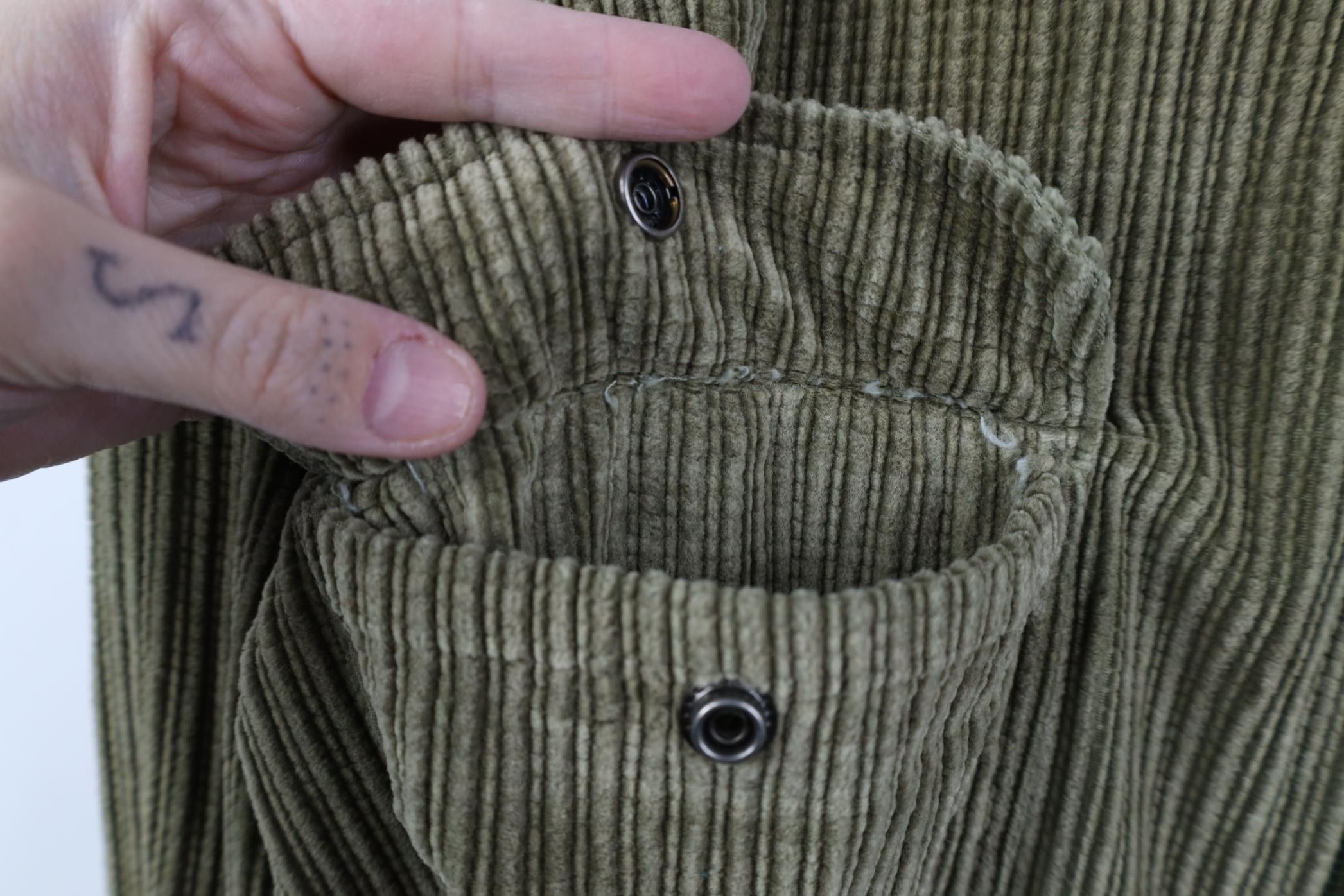 Vintage Vintage 90s Streetwear Fit Corduroy Shirt Jacket Jac Shirt Size US XL / EU 56 / 4 - 5 Thumbnail
