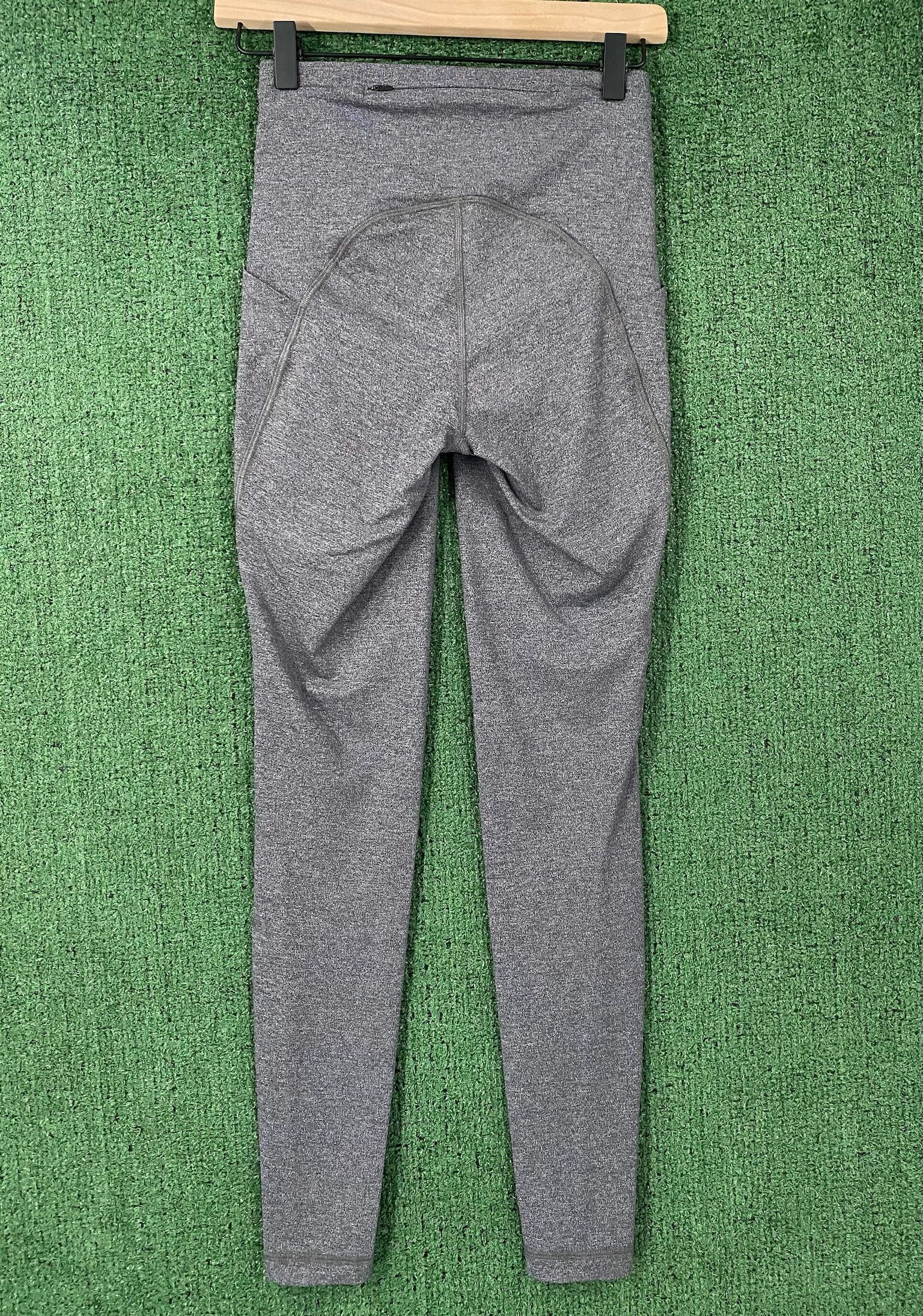 Lululemon Lululemon Speed Up Grey Leggings W/ Side Pockets Women’s 4 Size 26" / US 2 / IT 38 - 3 Thumbnail