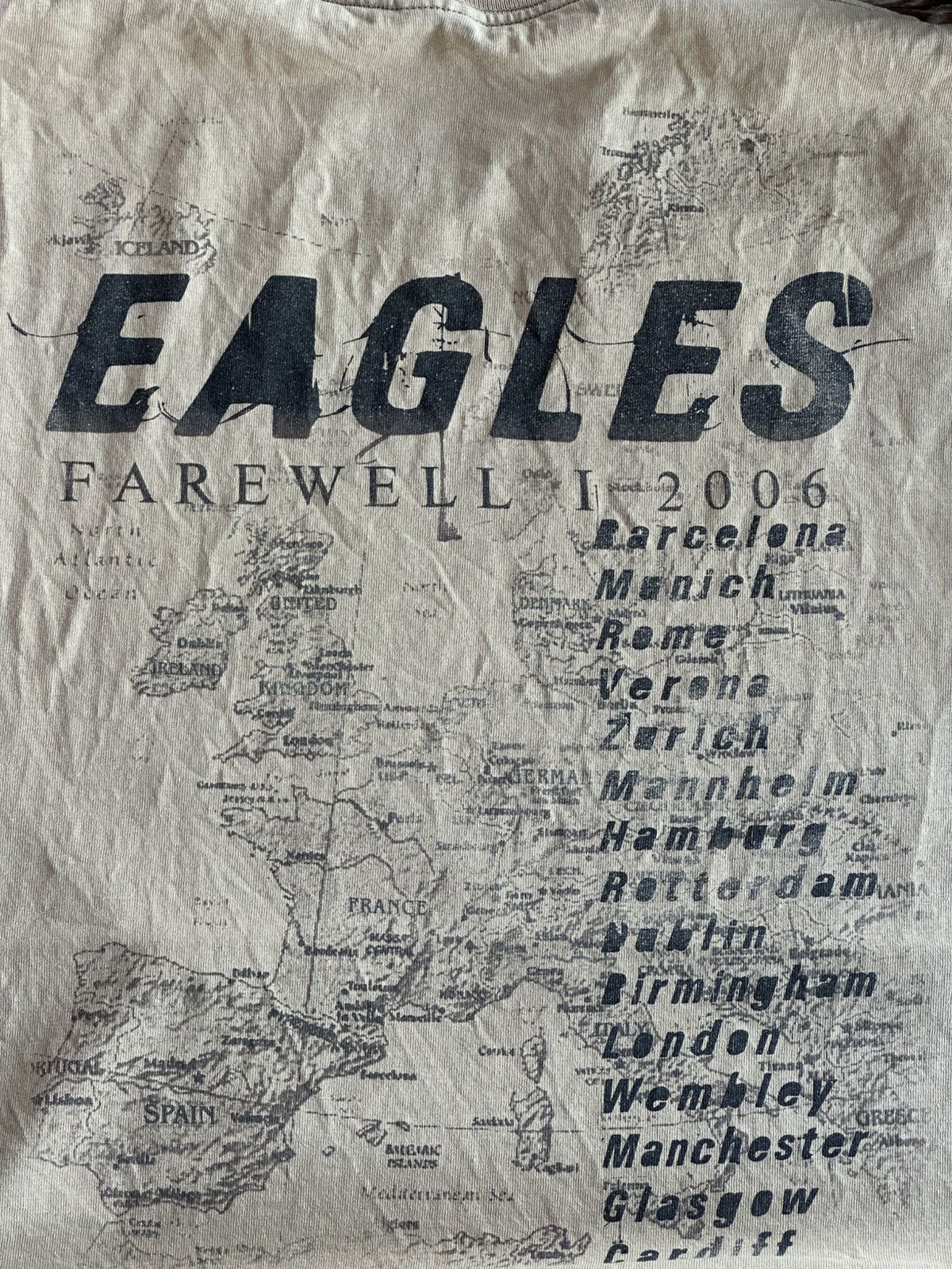 Band Tees 🔥 Eagles Farewell I Tour-Live 2006 Rock Band T Shirt USA Size US M / EU 48-50 / 2 - 5 Thumbnail