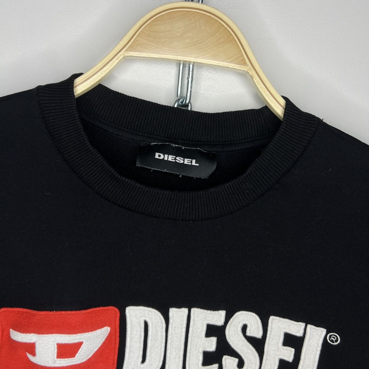 Diesel × Vintage Vintage Y2K Diesel Box Logo Sweatshirt RAREl HYPE Size US L / EU 52-54 / 3 - 4 Thumbnail