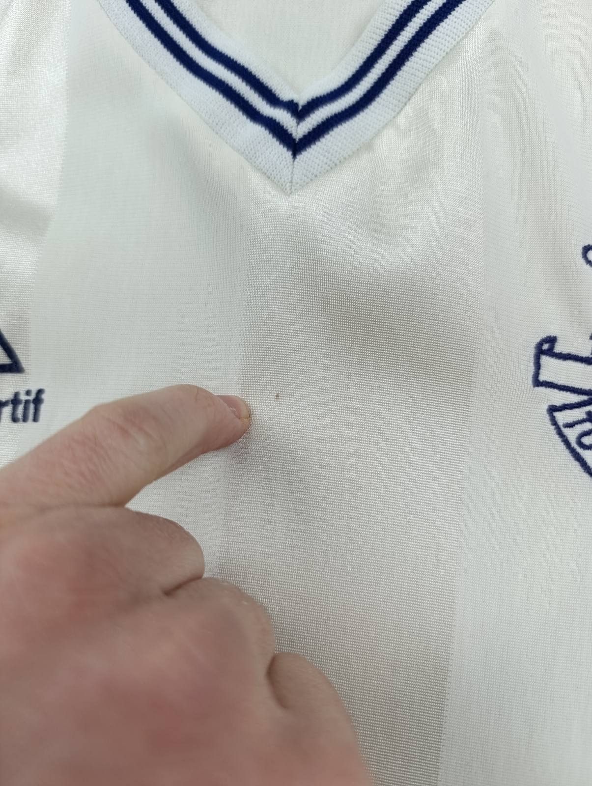 Le Coq Sportif TOTTENHAM HOTSPUR LE COQ SPORTIF 1982-1983 FOOTBALL SHIRT Size US XL / EU 56 / 4 - 8 Thumbnail