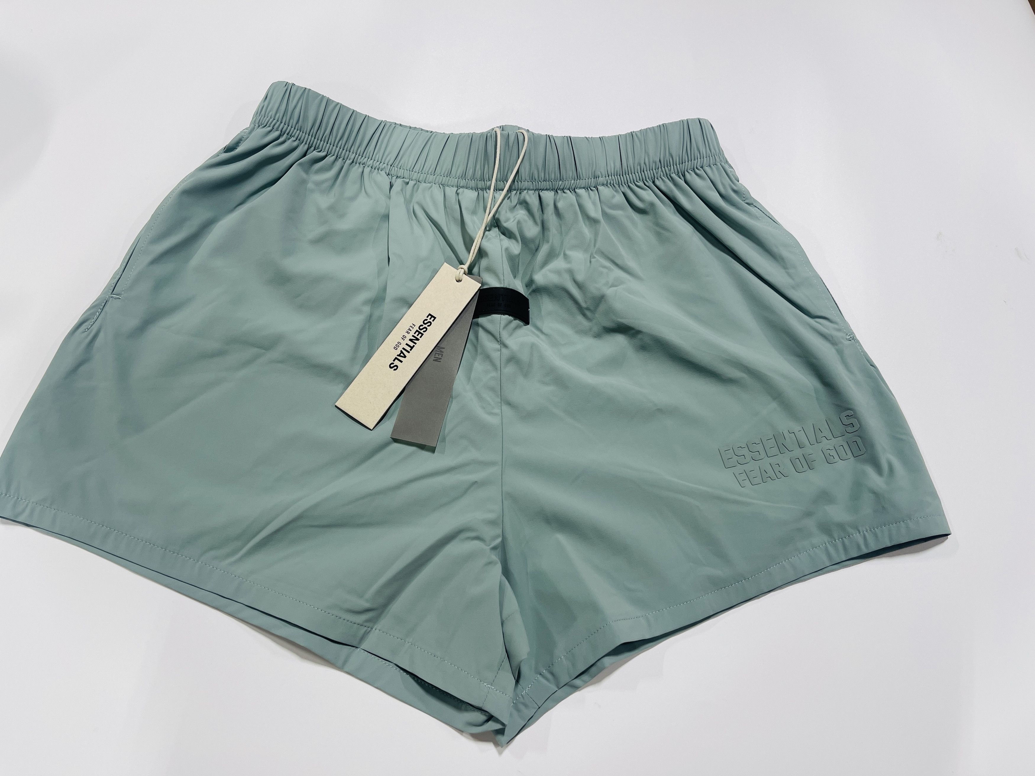 Fear of God Fear of God Essentials Running Short Sycamore Size XS Size US 30 / EU 46 - 4 Thumbnail