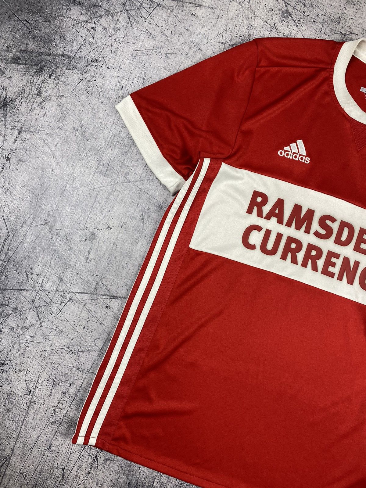 Adidas Adidas Middlesbrough FC Soccer Jersey Tee T Shirt Size US M / EU 48-50 / 2 - 3 Thumbnail