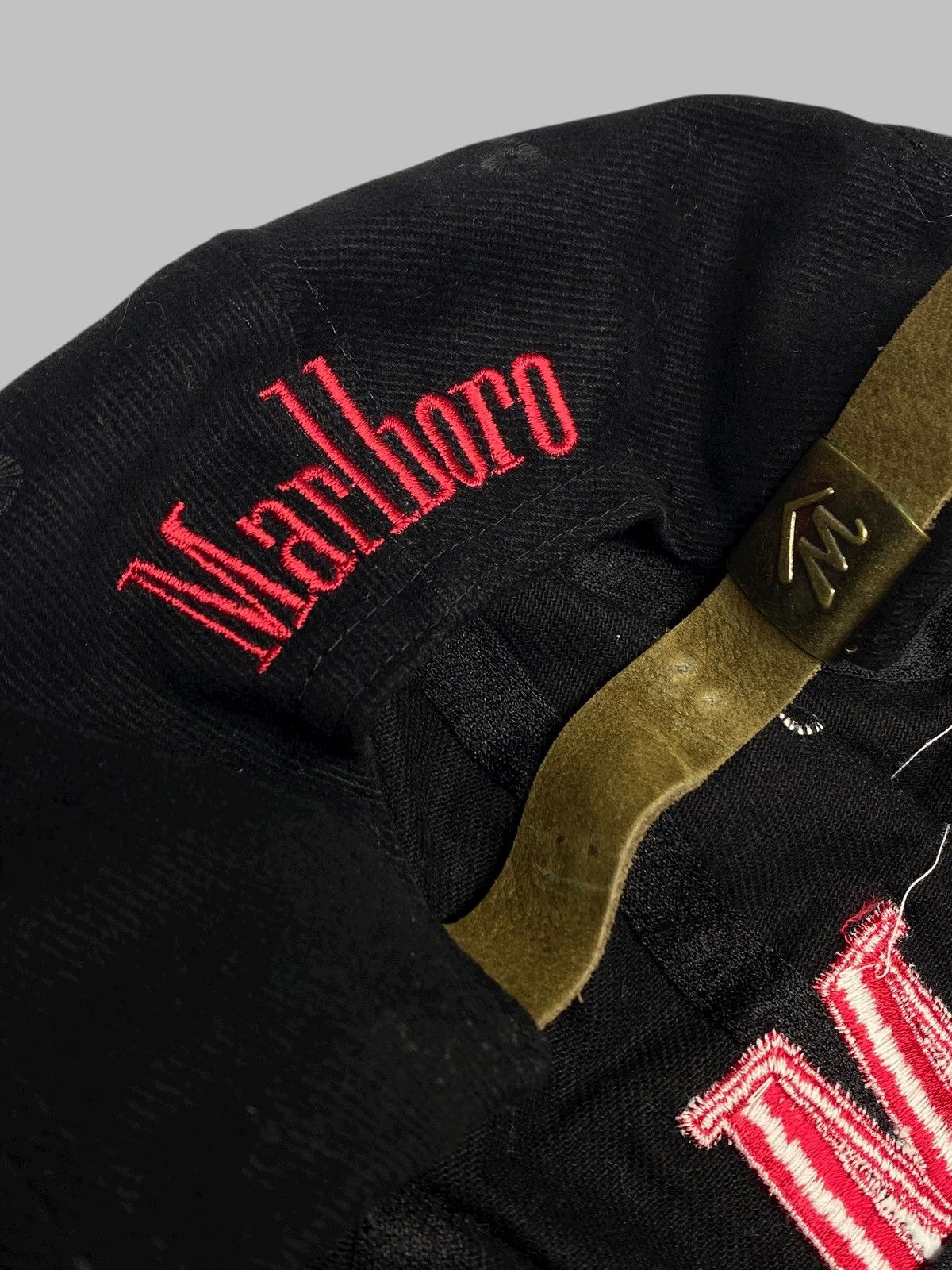 Marlboro Vintage Marlboro Cigarettes Embroidered Strapback Hat Size ONE SIZE - 2 Thumbnail
